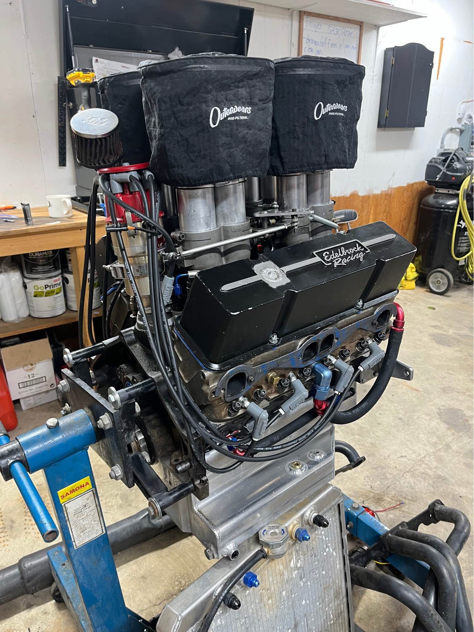 Rocky Mountain Sprint car Engine - Car Engines & Engine Parts - Red ...