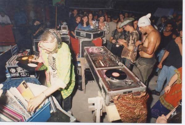▪️ Liza 'N' Eliaz 19/02/2001 - 19/02/2025 🏴‍☠️ 24 years ago