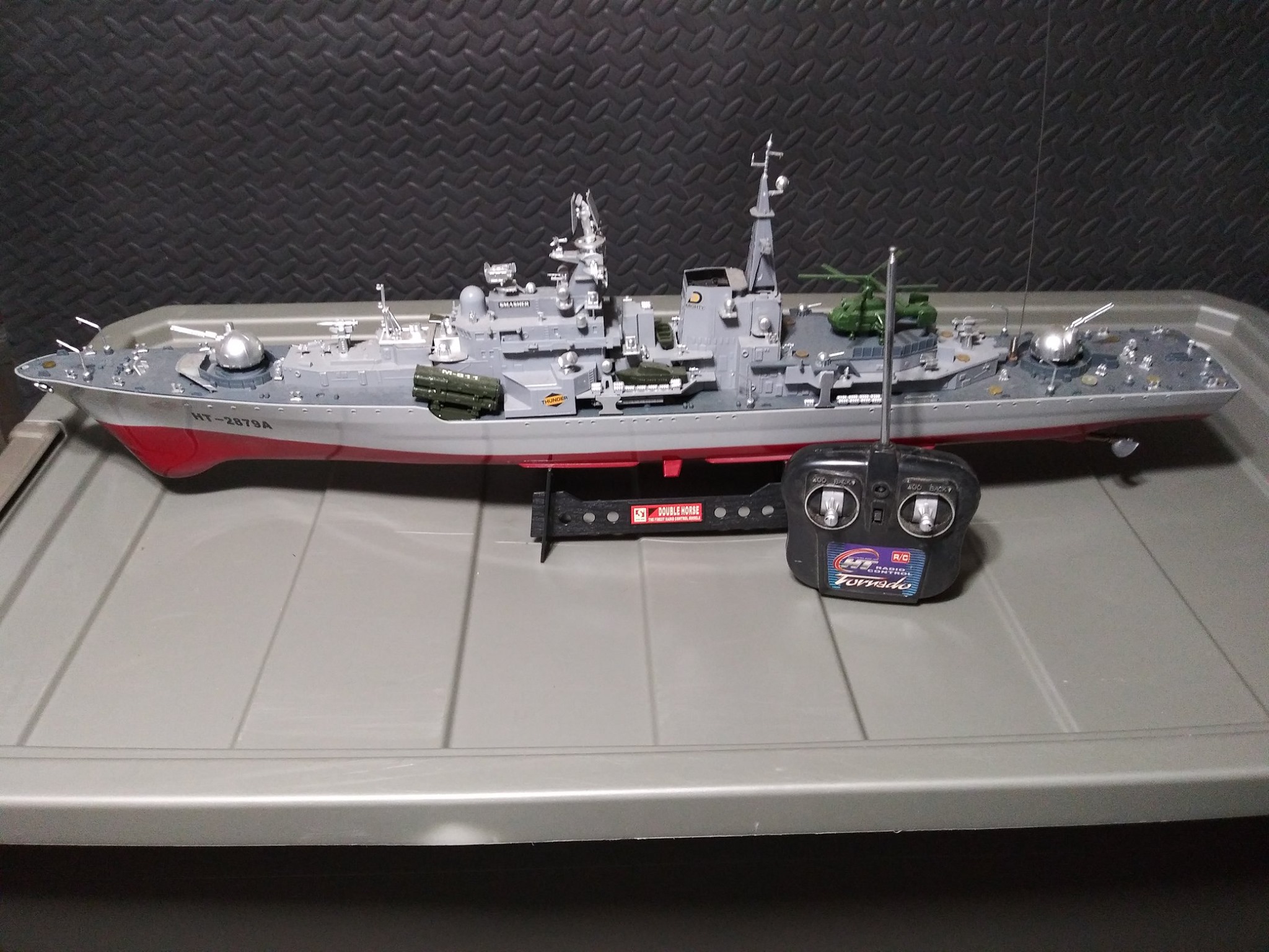 What destroyer model is suitable for radio control and 36 inches long?