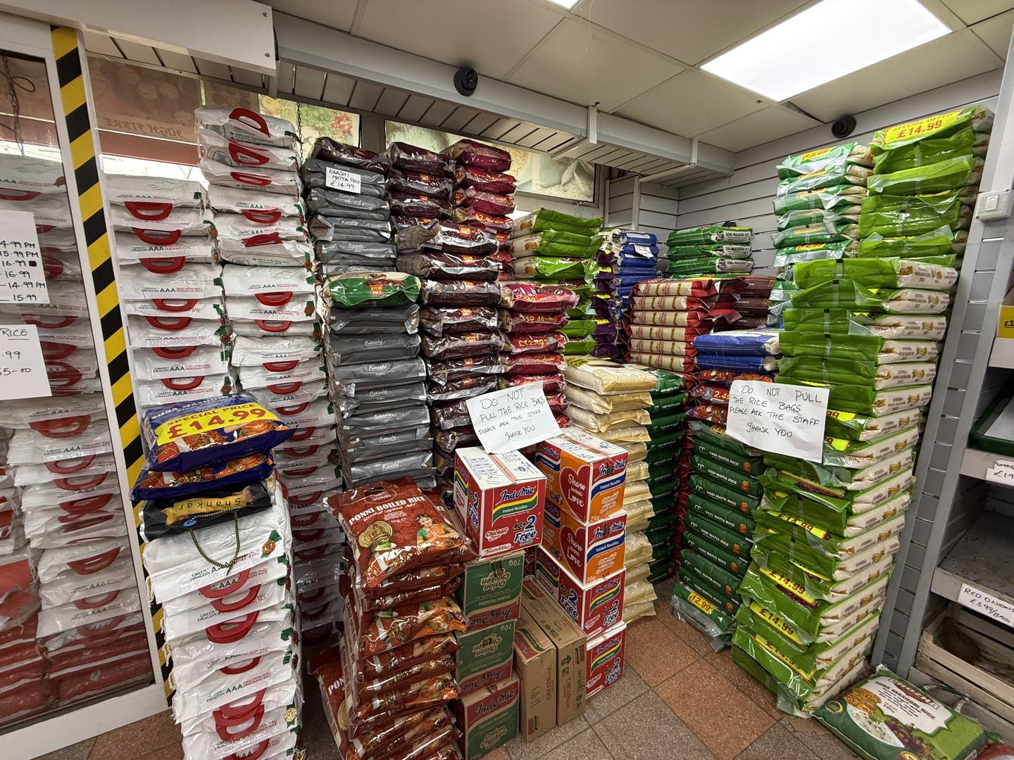 🍚 Discover Our Wide Range of Premium Rice Varieties! 🍚 We’ve organized ...
