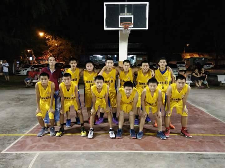 Youngsters Basketball Club Penang 槟城少年体育会 Sunrise Paper M Sdn Bhd 少年职球员合照 Facebook