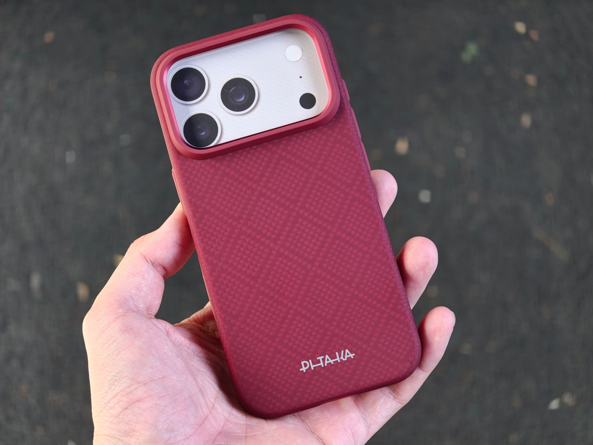 Pitaka Summa case for iPhone 17 Pro & 18 Pro