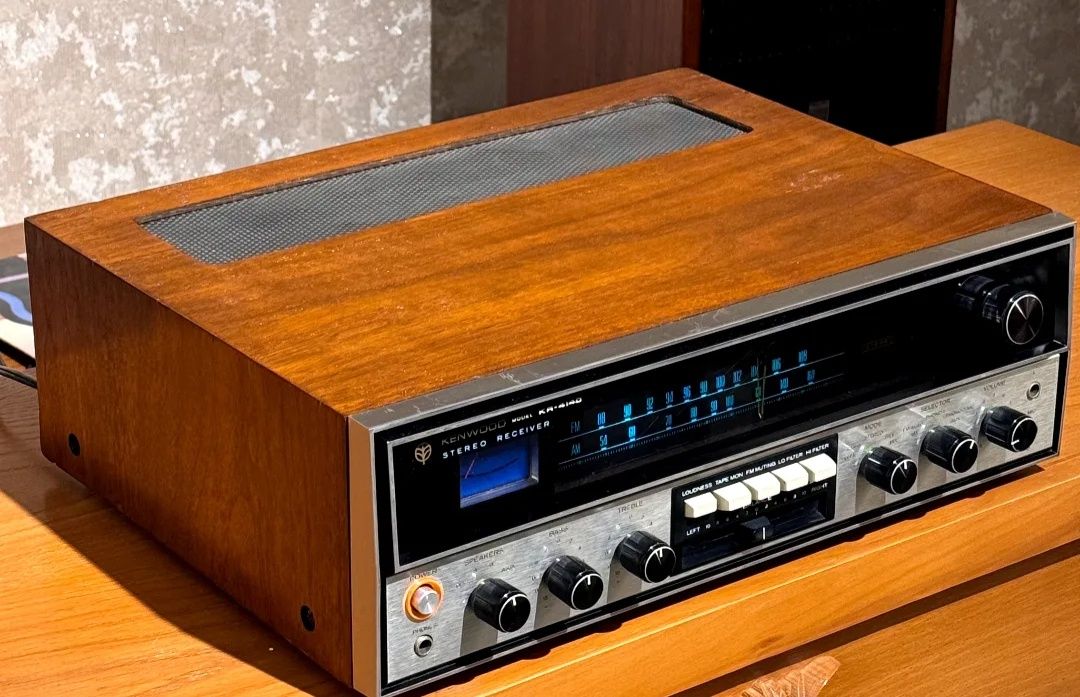 Kenwood KR-4140 Solid State Stereo AM FM Receiver (1970) Power