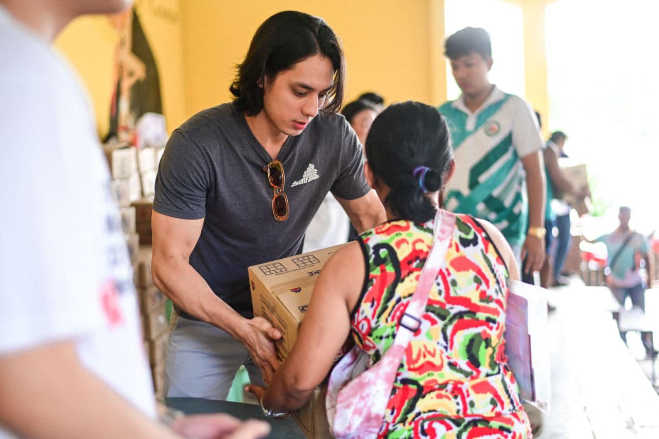 Relief operations sa Tondo... - Senator Risa Hontiveros
