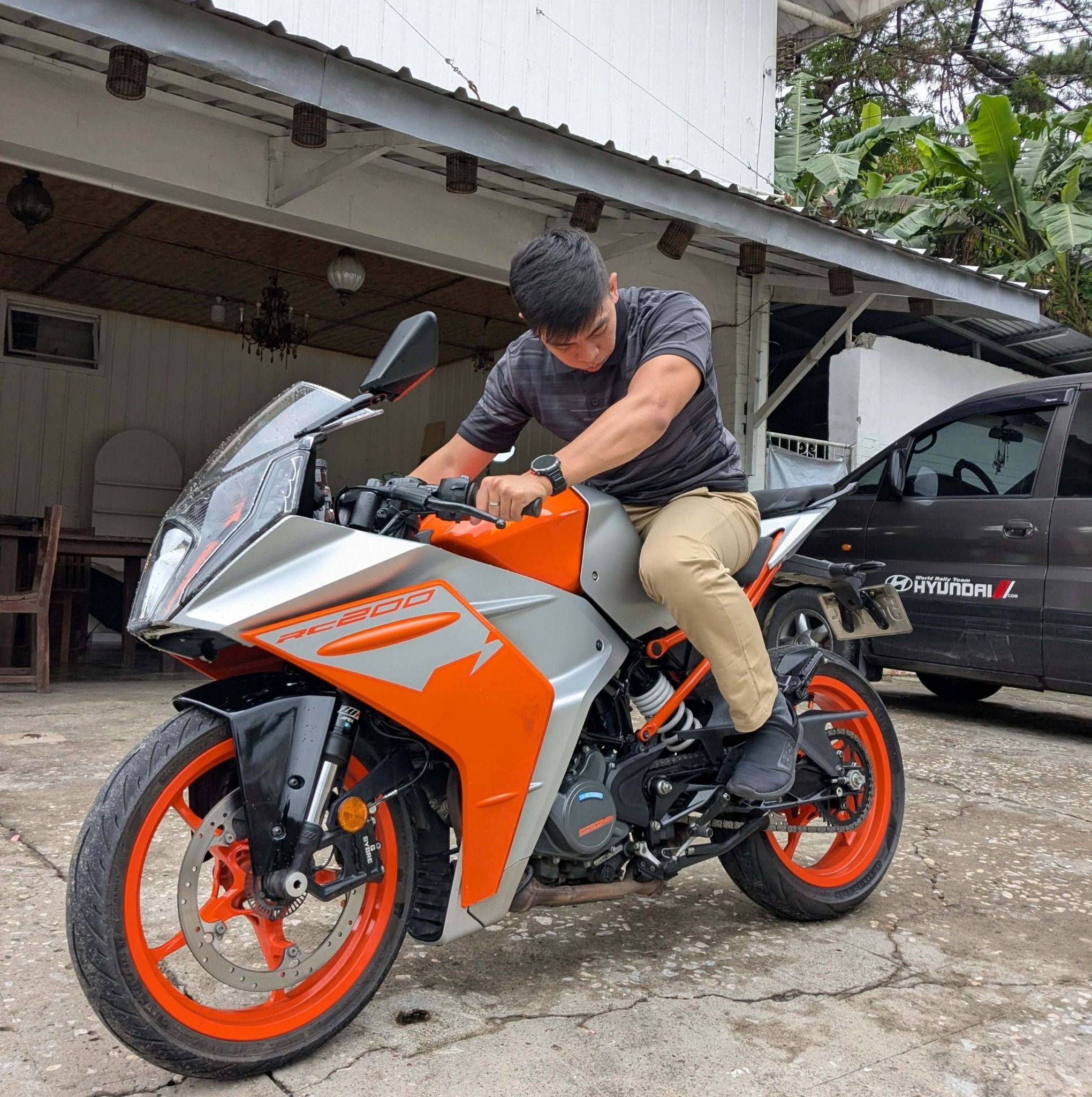 Mr. Anector - For Motovlogging, Adventures, Daily vlogs,... | Facebook