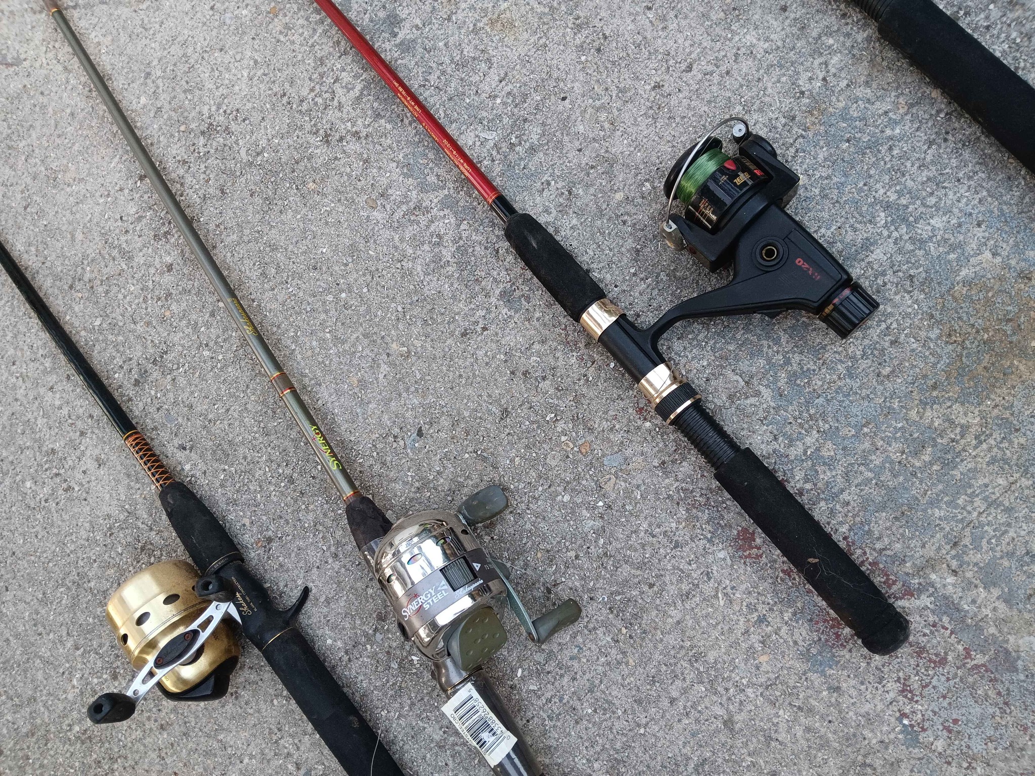Fishing Rods /Reesl Lot, 7 total with reels Used - Fishing Rod & Reel ...