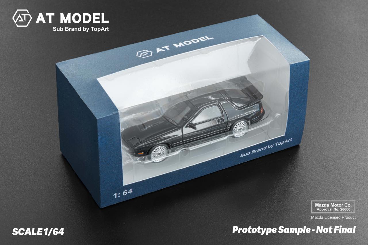 PRE-ORDER NOW!】1/18 Mazda RX7 FC3S (INITIAL D 頭文字D Ver