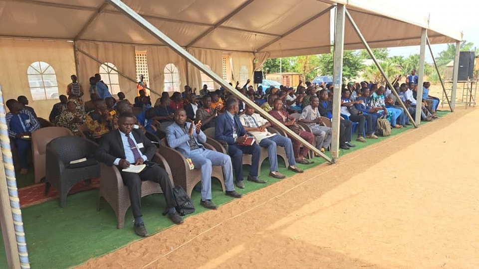 Eglise Des... - Eglise Des Assemblées de Dieu du Togo