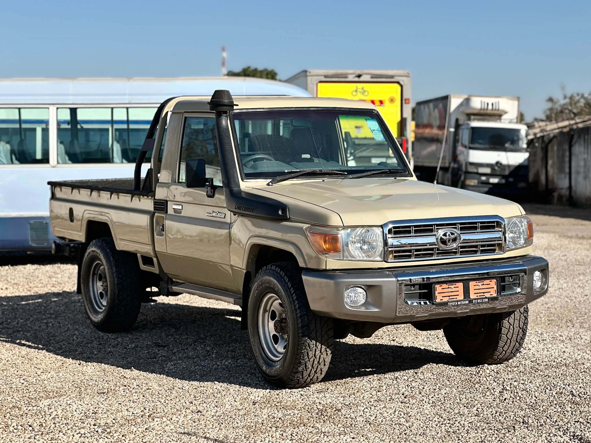茶 Toyota Land Cruiser Pick up for sale. 1HZ Engine Manual