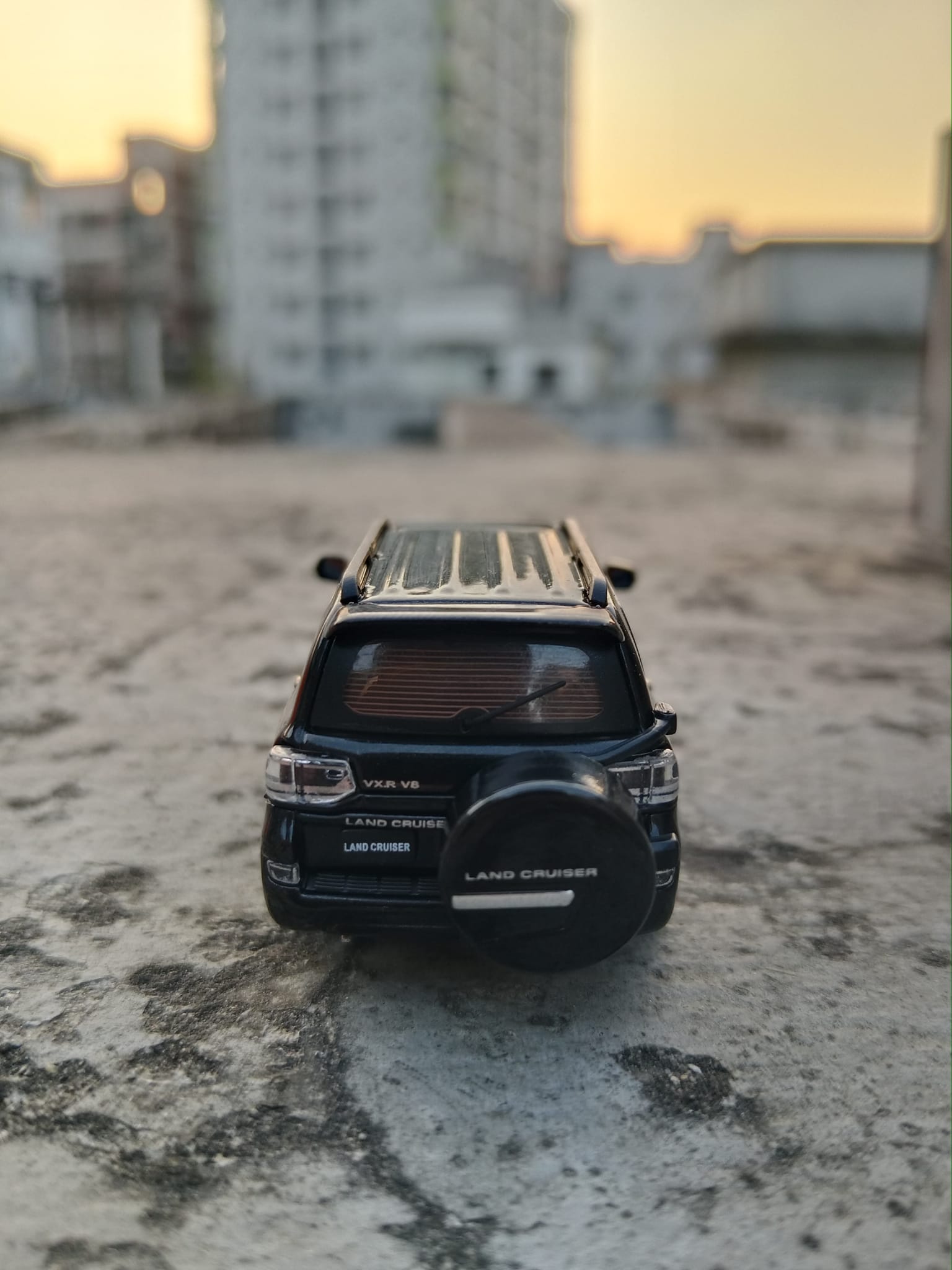 Miniature Toyota Sequoia TRD Pro GCD 1:64 - Métal - Noir - Modèle SUV Off-Road - Neuf