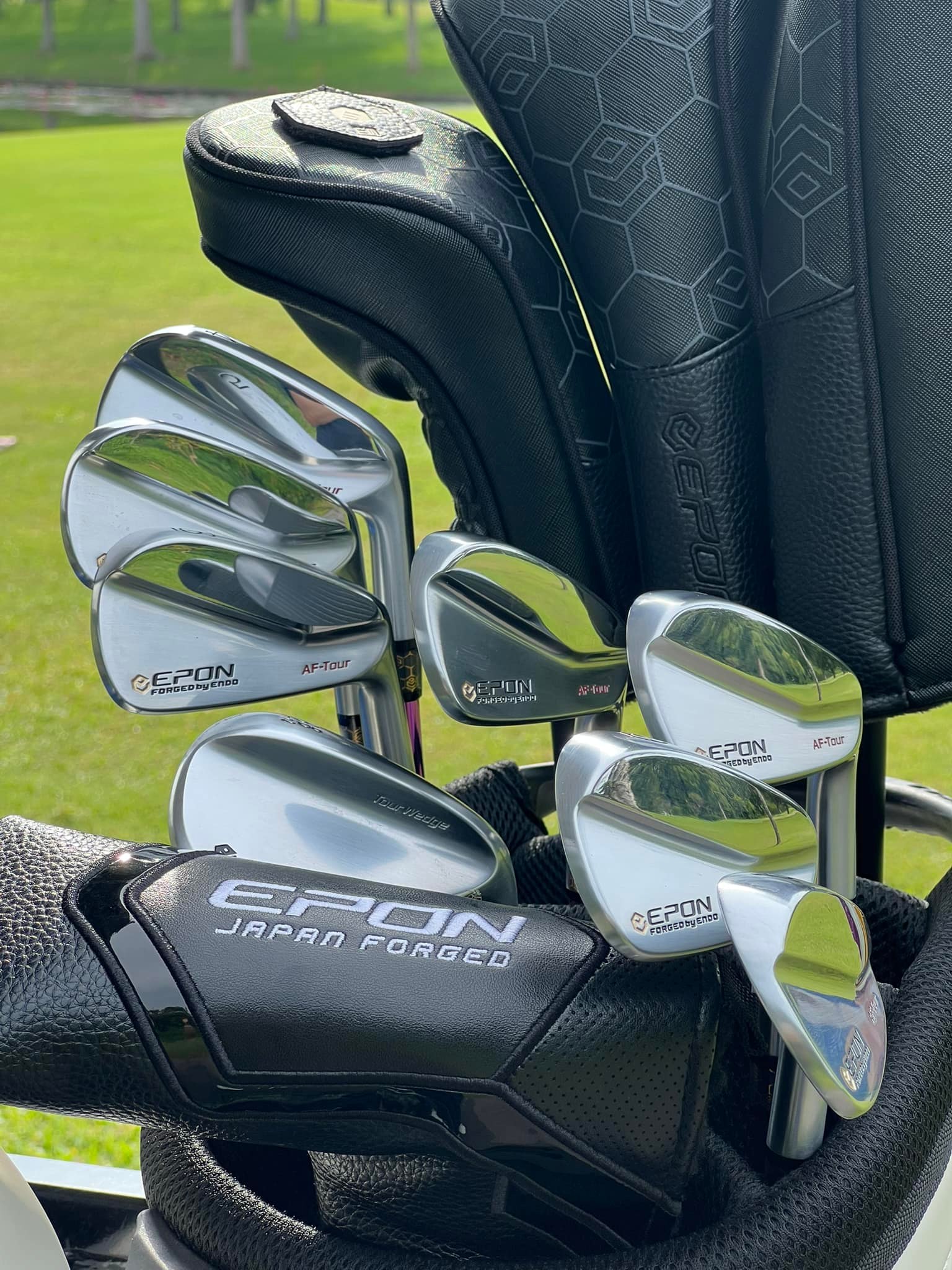 EPON ICONIC AF-TOUR MB3 as the own of the golf head manufacturer 