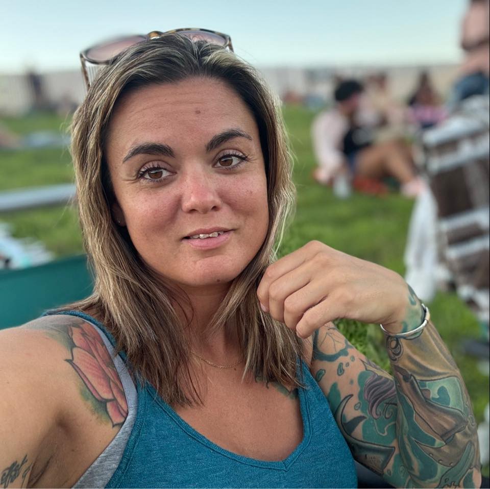 Danielle Patrick (@danielle.patrick.98) • Facebook, Connect with friends