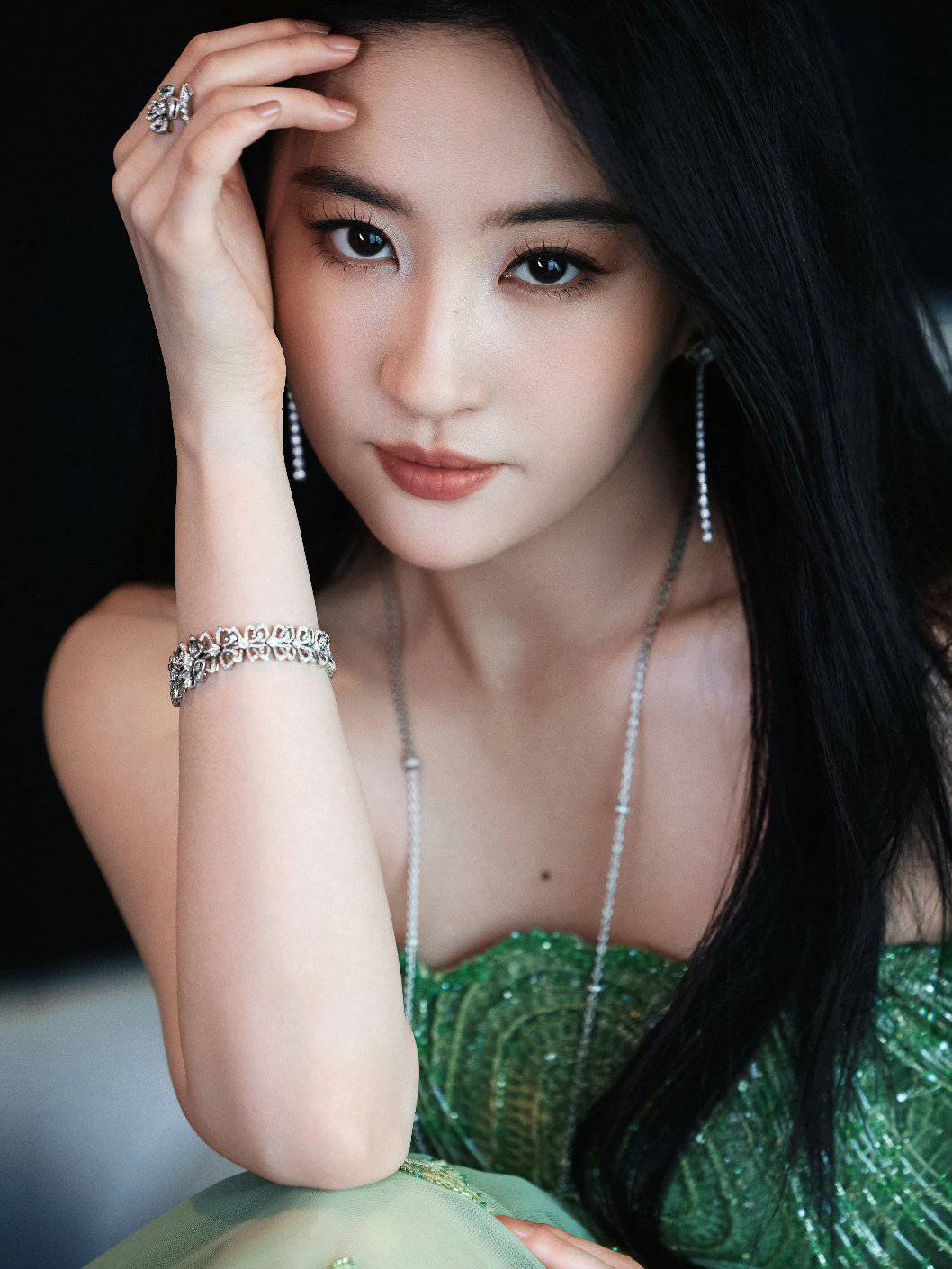 Liu Yifei Ph (@liuyifeiphl) • Facebook