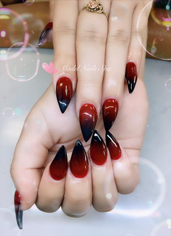 Model Nails Spa Halloween Black And Red Powder Ombre Facebook