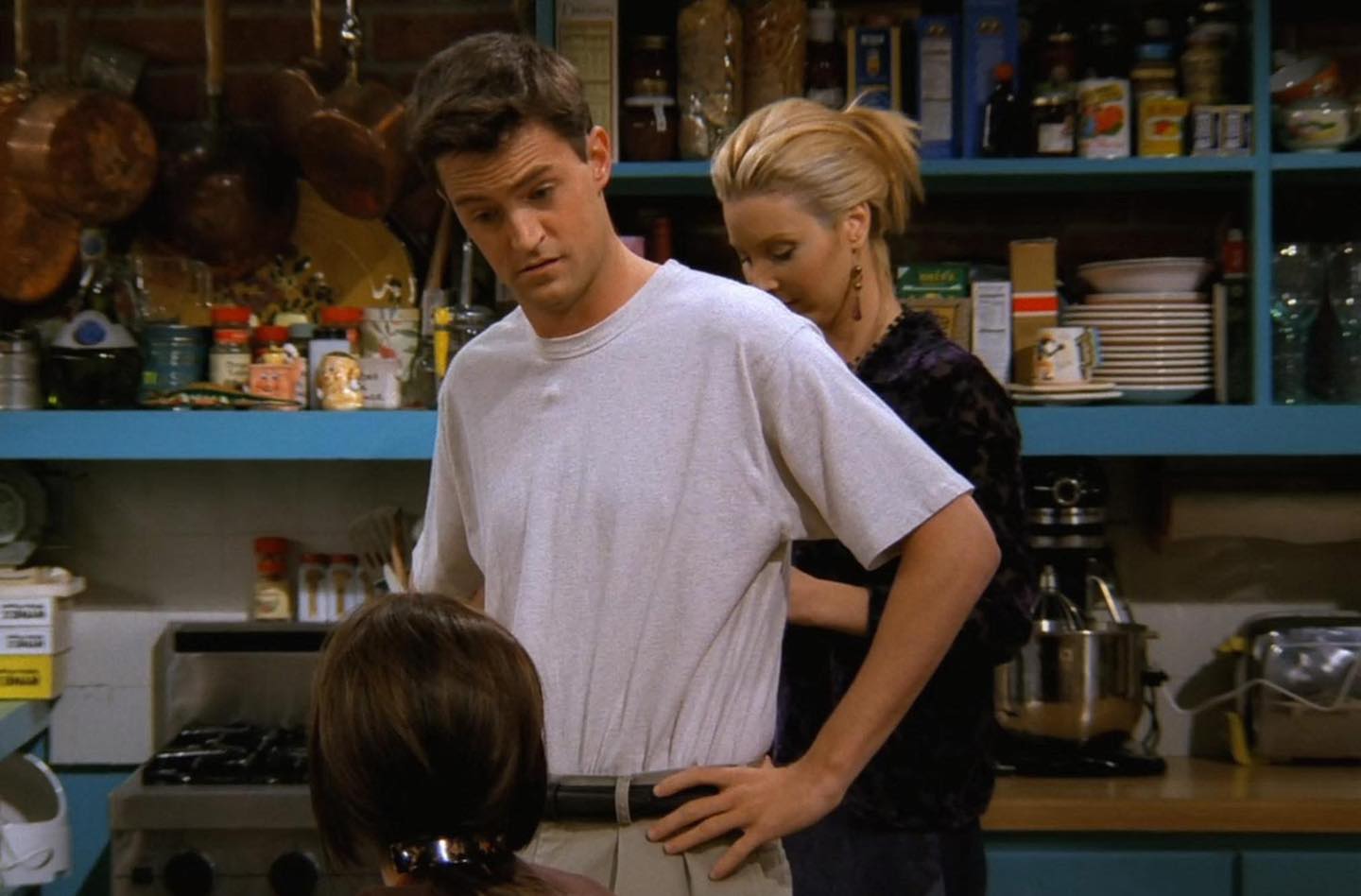 When Matthew Perry walks into Monica
