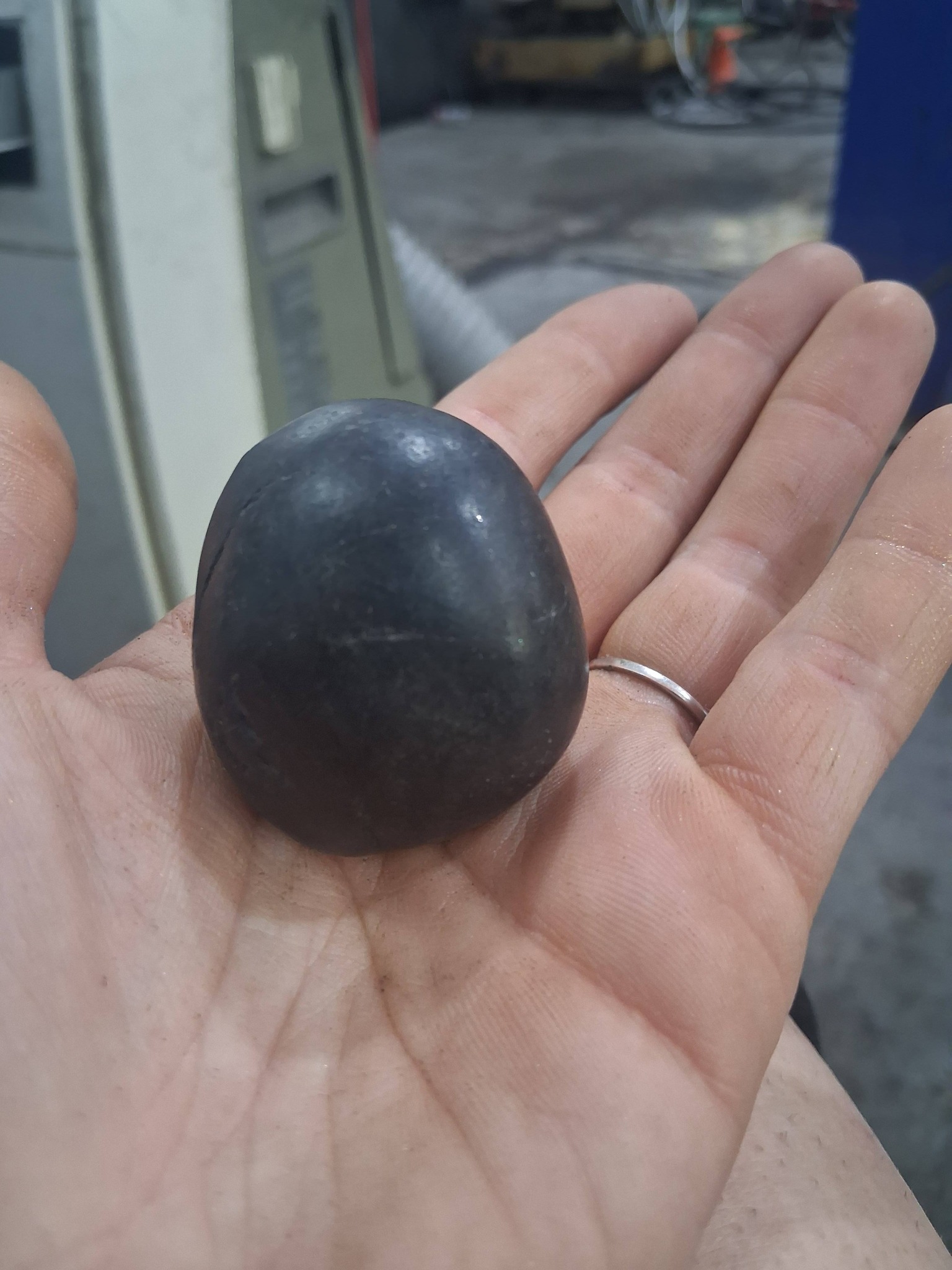 Pls help Identify