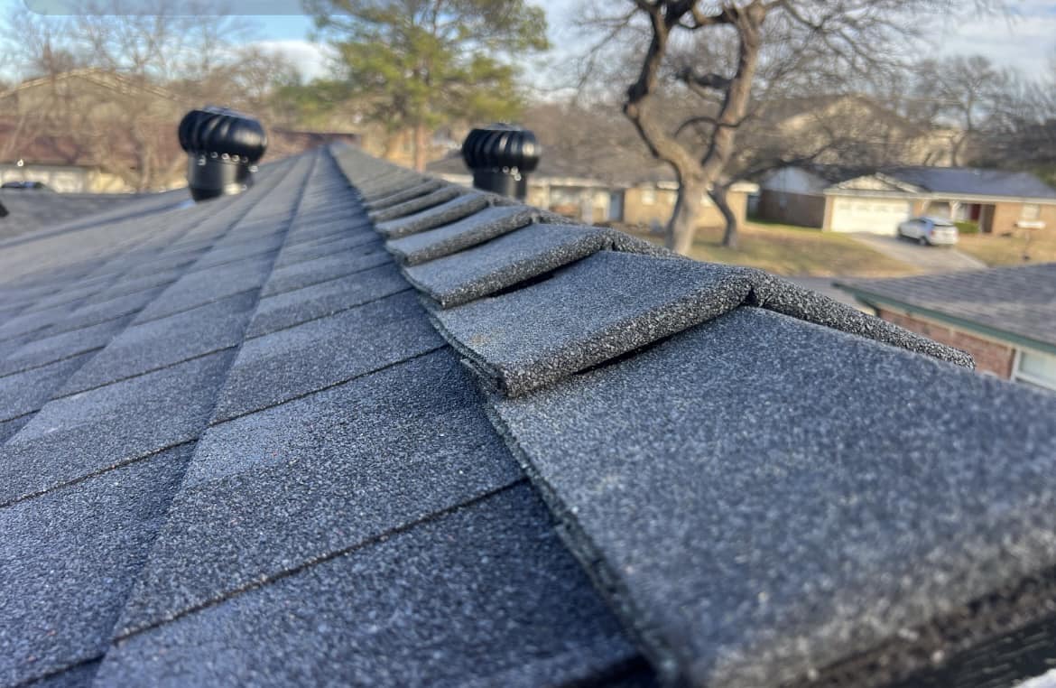 S5 - ⭐️Rapid Ridge⭐️ Topping off a nice architectural shingle roof ...