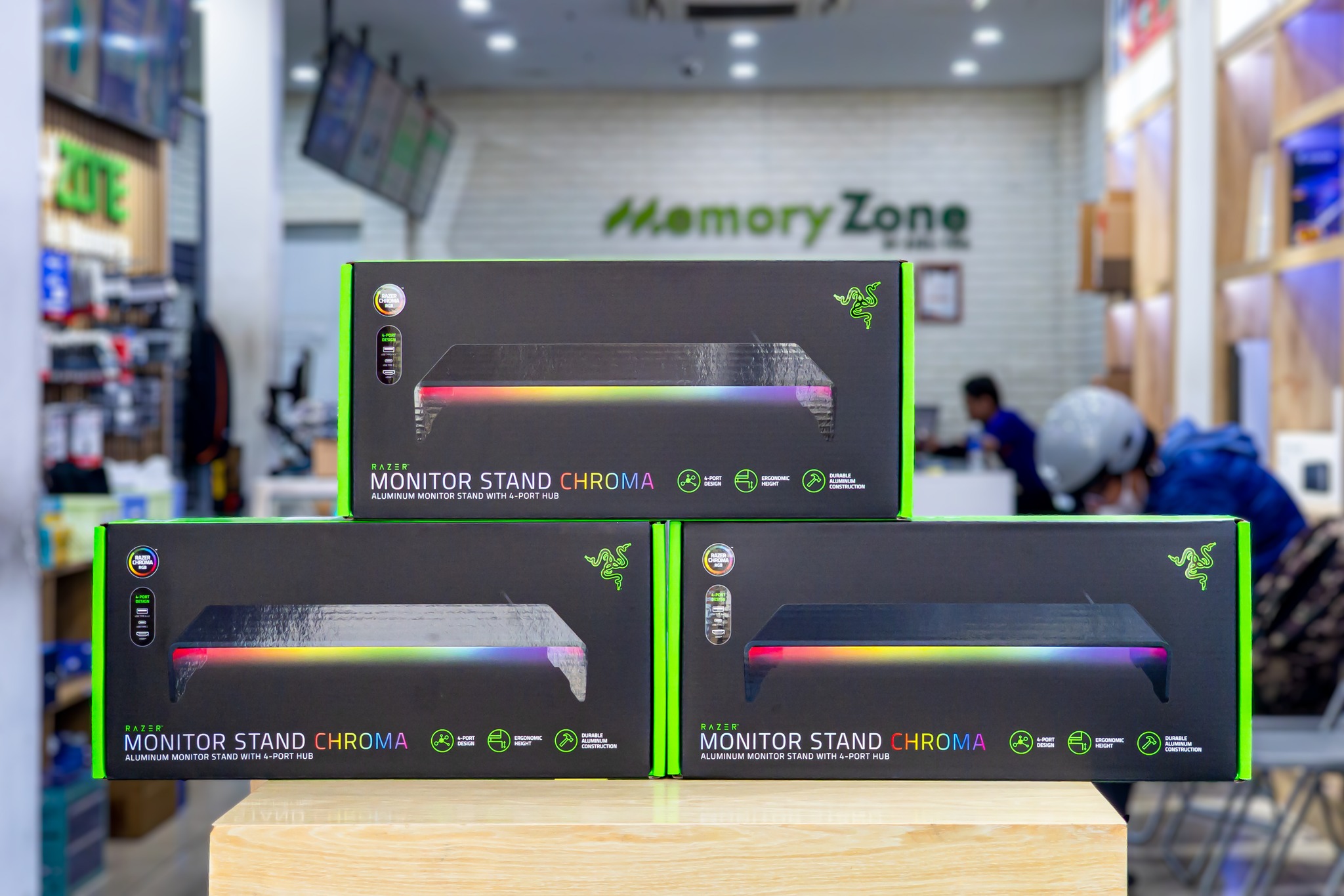 MemoryZone - 🔥 RAZER MONITOR STAND CHROMA - ĐẾ MÀN HÌNH... | Facebook