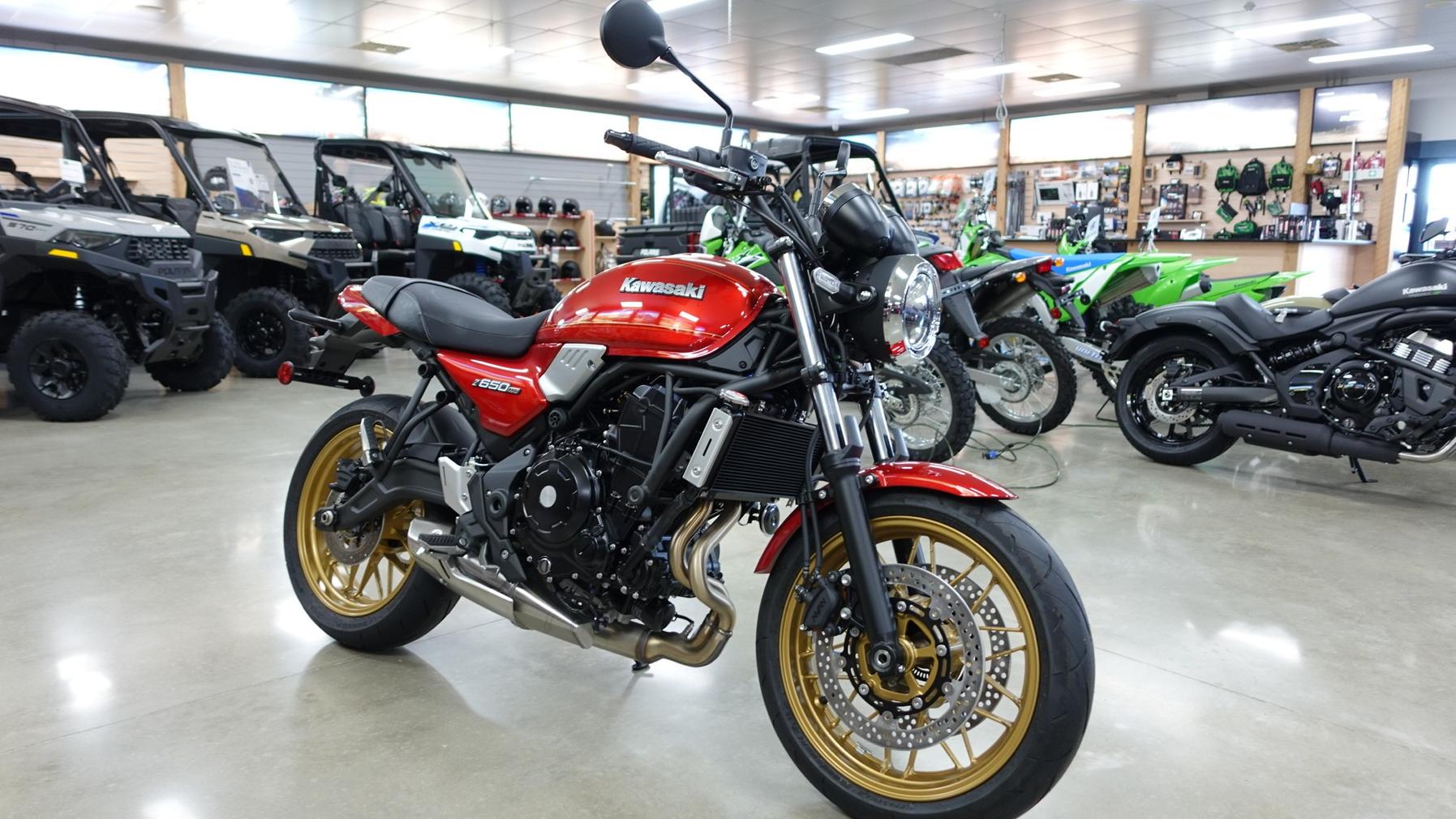 West - This Z650RS is part of the Retrovolution! Save over $1200 on a ...