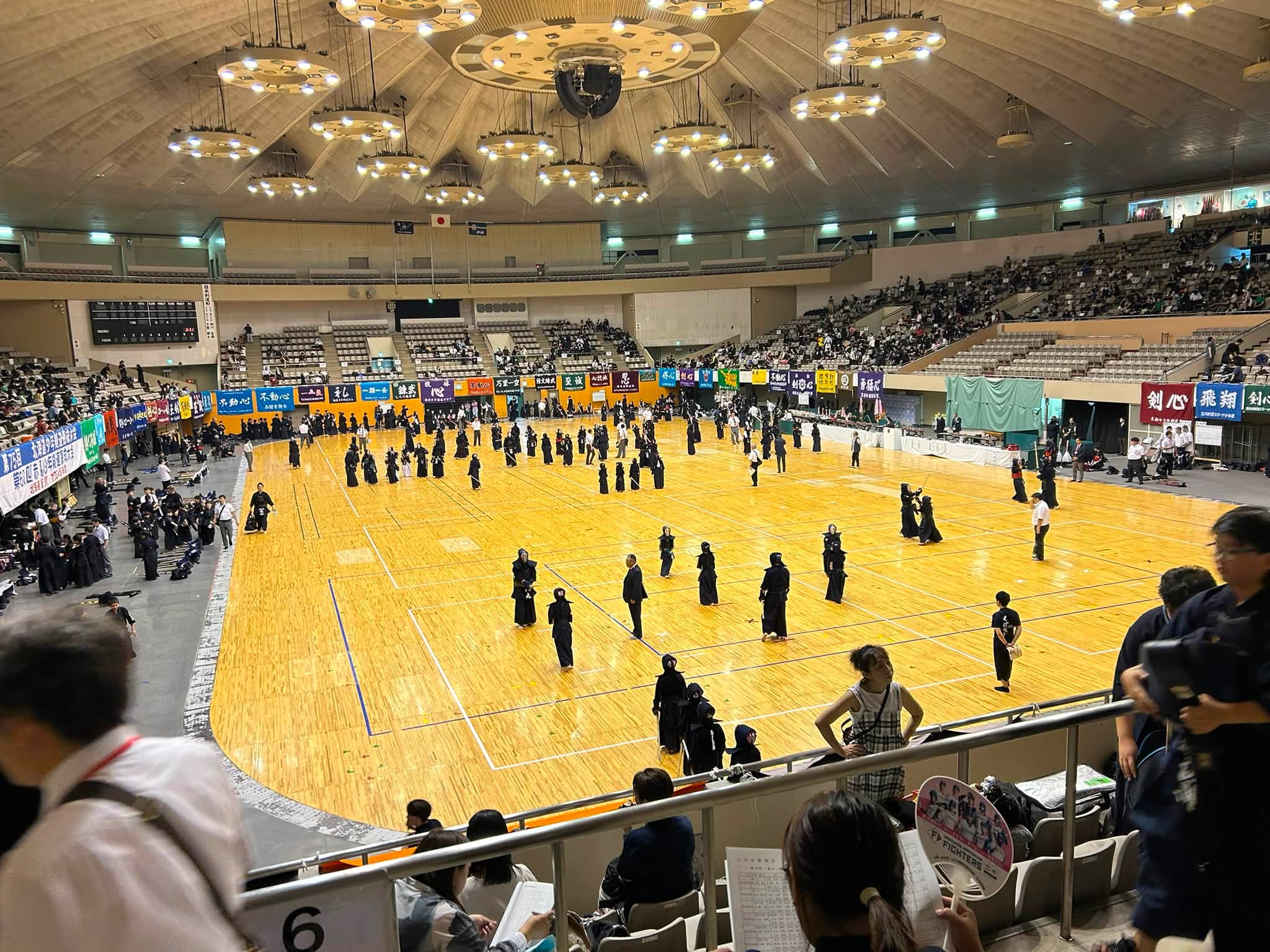 活動歴および当時の関連ビジュアル記録