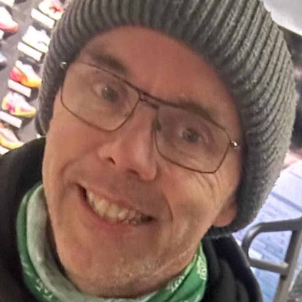 Söker Ab till salu med inga skulder och med företagskonto | Facebook