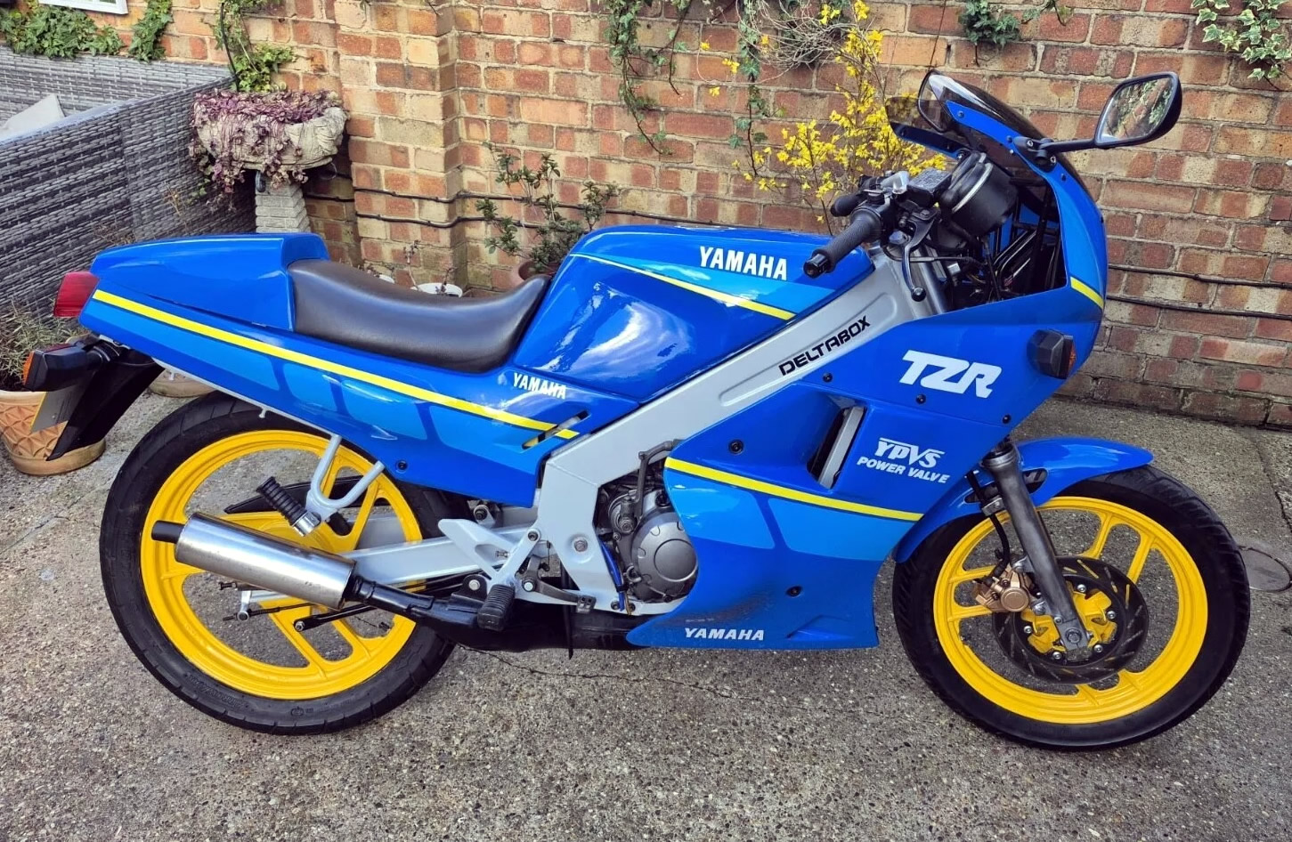 Ad: 1989 Yamaha TZR125 - Who had one? On eBay here -->> https 