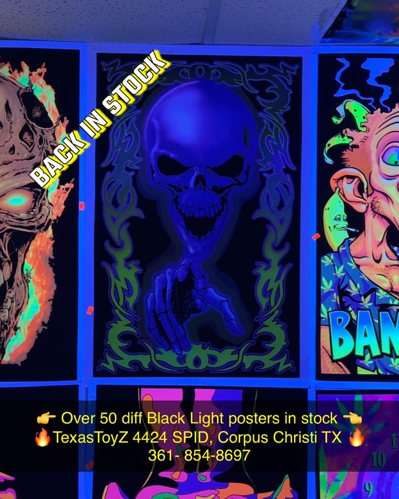 New & restock on zee epic Blacklight posters 👽 👉 Over 500