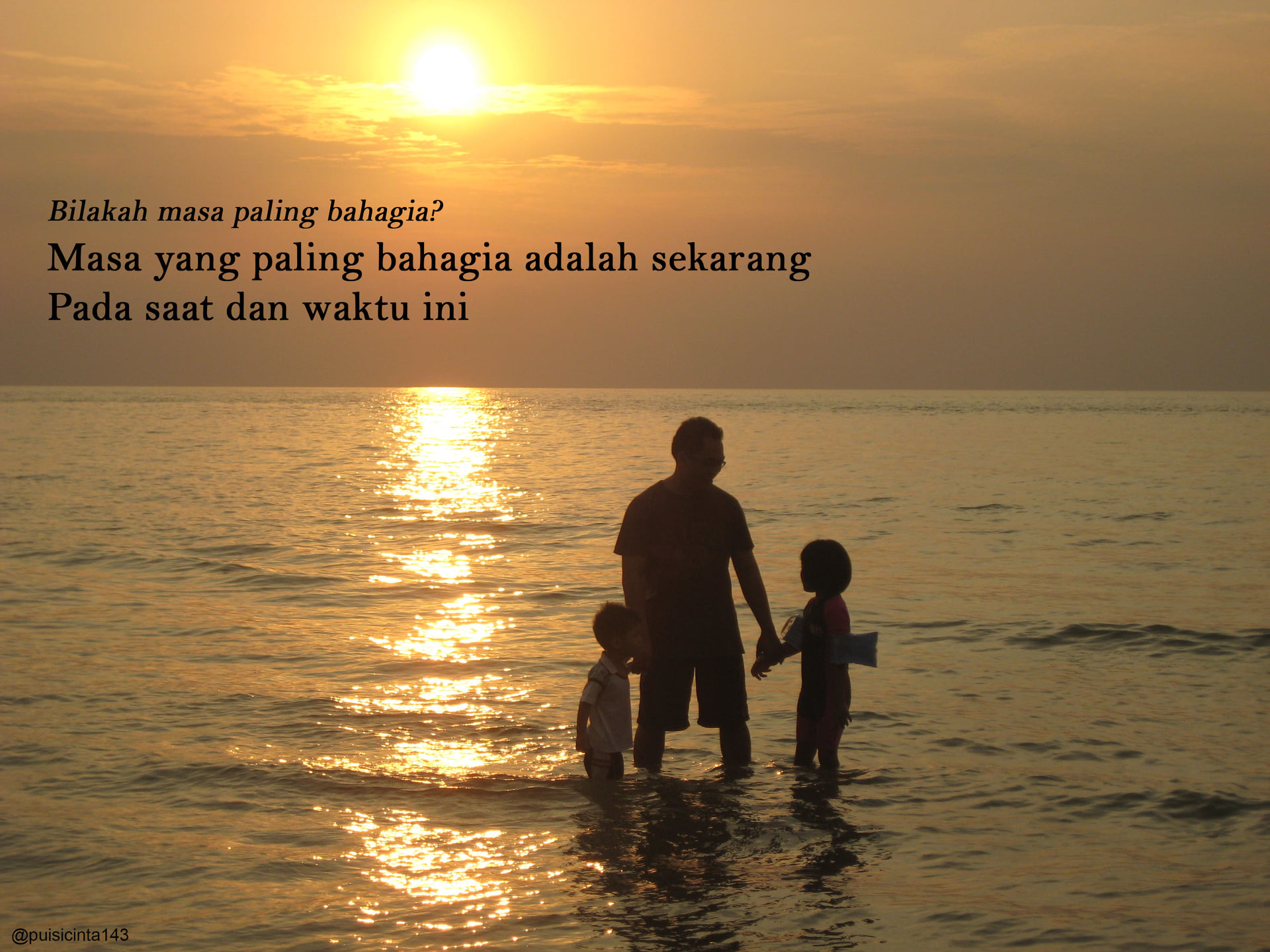 Puisi Cinta Bahagia Sekarang Sekarang Adalah Apa Facebook