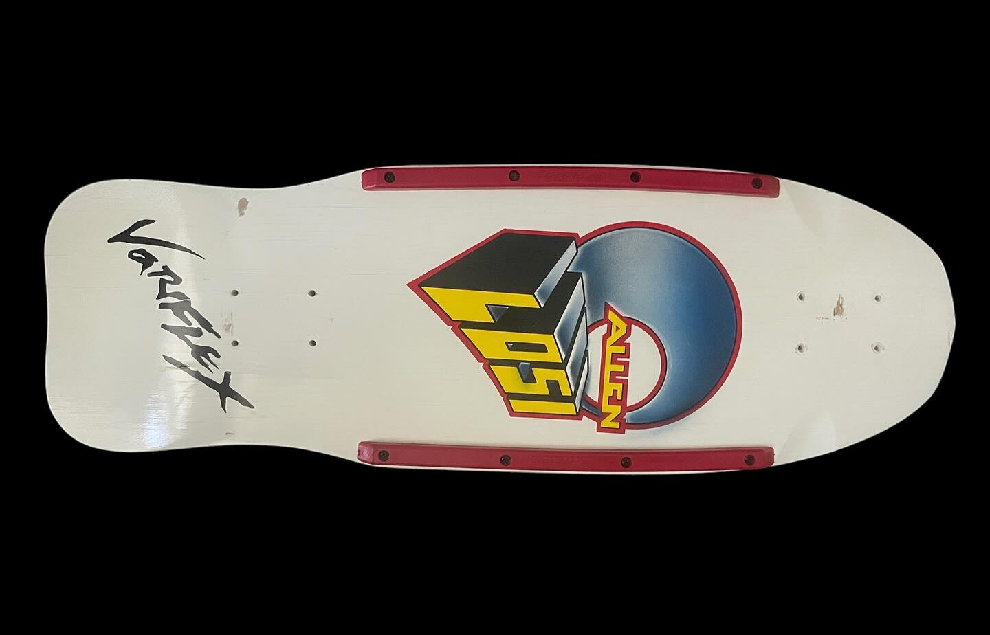 A slice of the 80s skate quiver ាតត់្