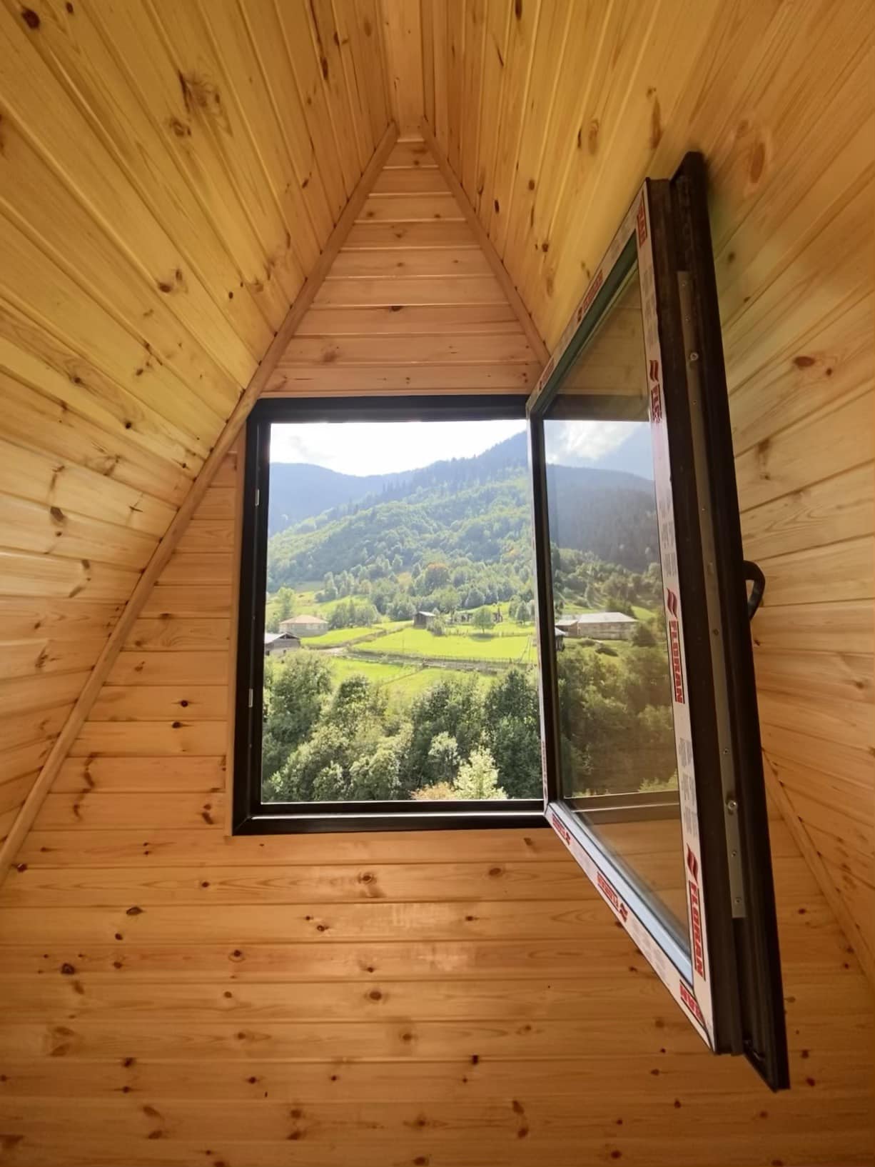 Labna Huts / ლაბნა