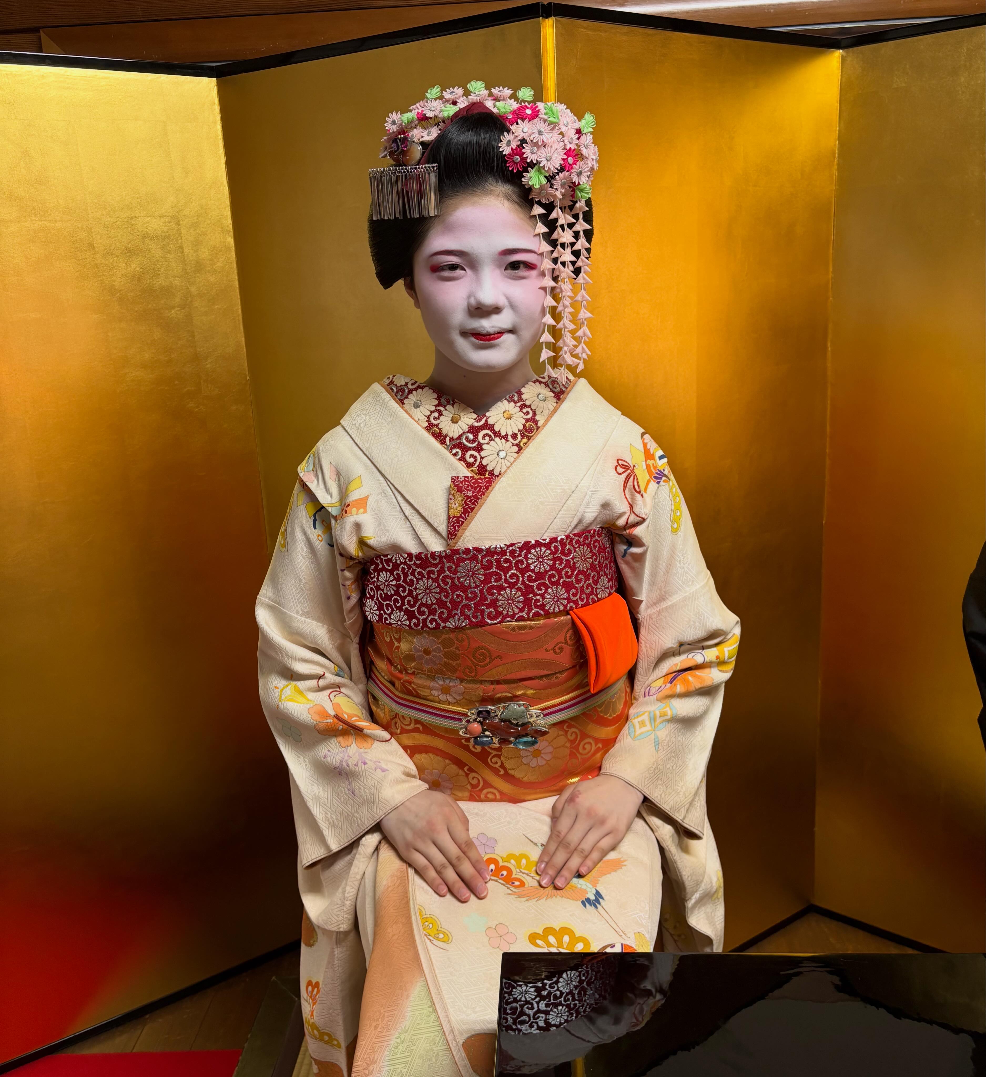 お節分で満彩尚ちゃんが変わり髷を結わさせてもうてます😊✨ ふくら雀