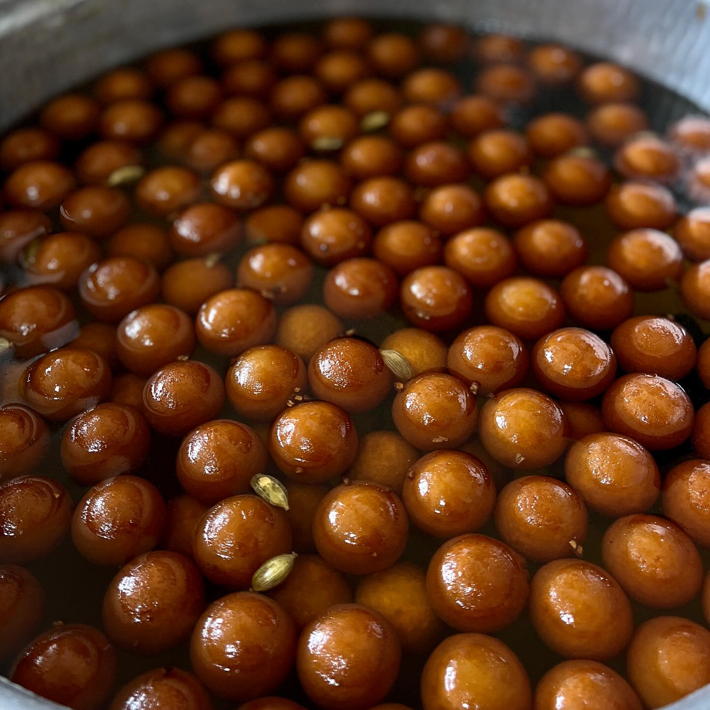M&R Gulab Jamun | Colombo