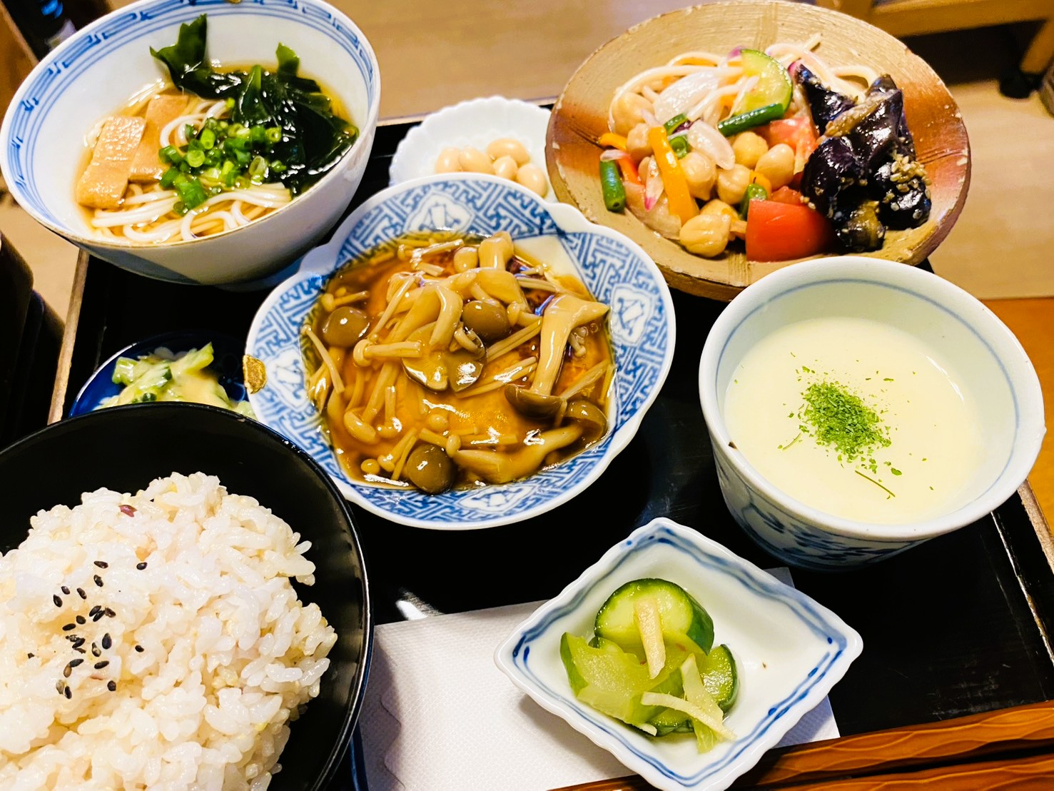 は こ きび