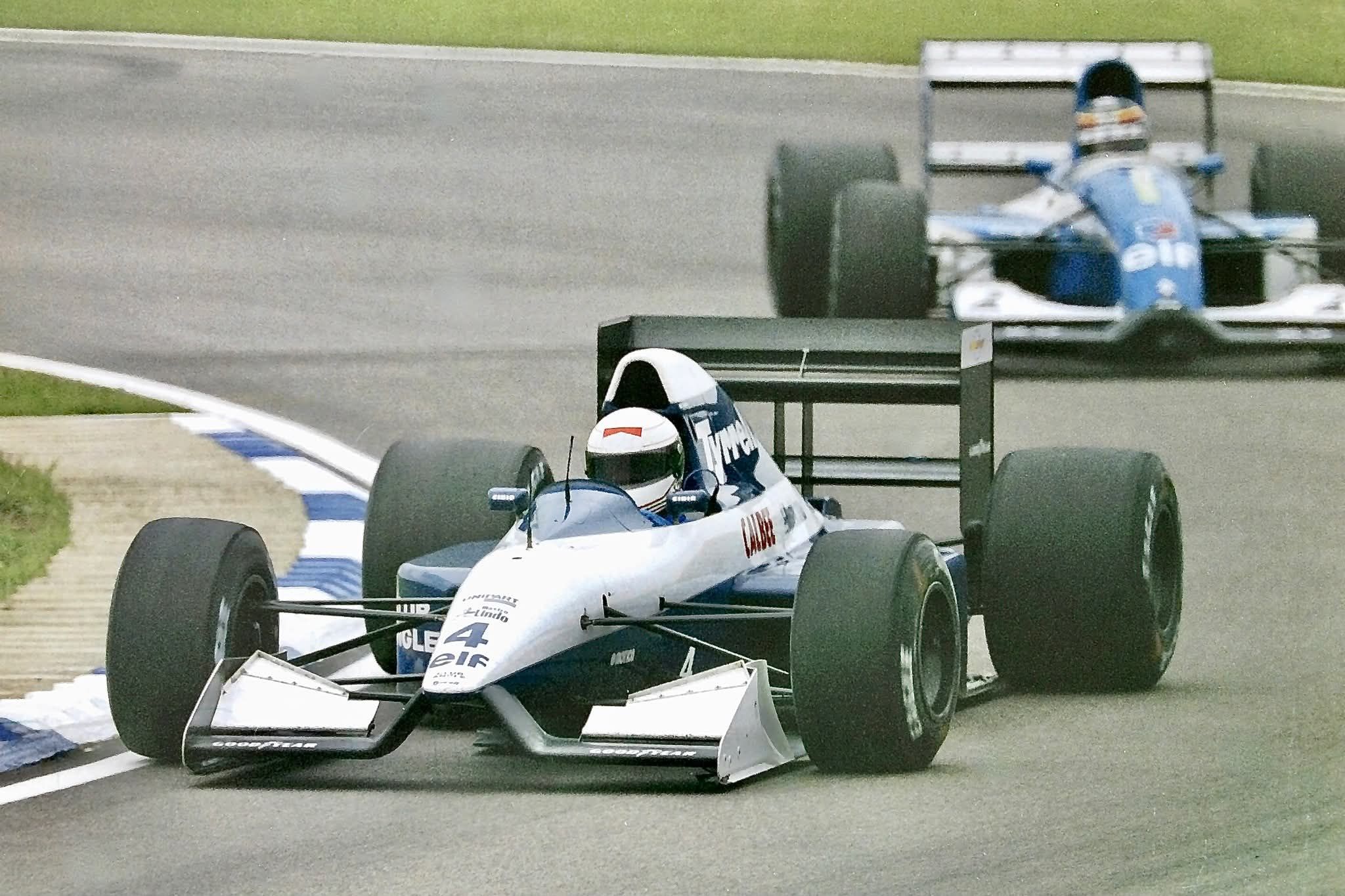 Mark Blundell drives Tyrrell 022-Yamaha at 1994 Canadian GP