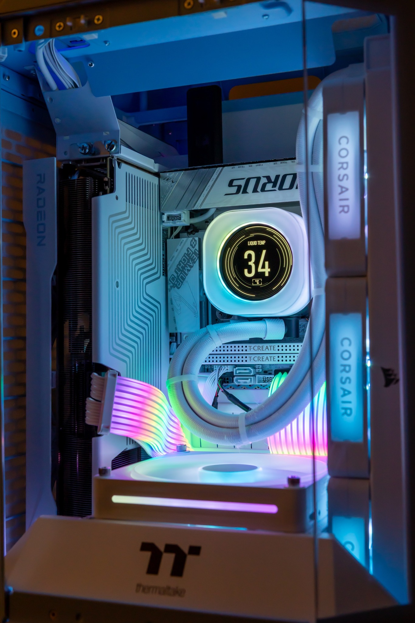 Custom PC build with Ryzen 7 7800x3d and XFX Radeon RX 9070 XT