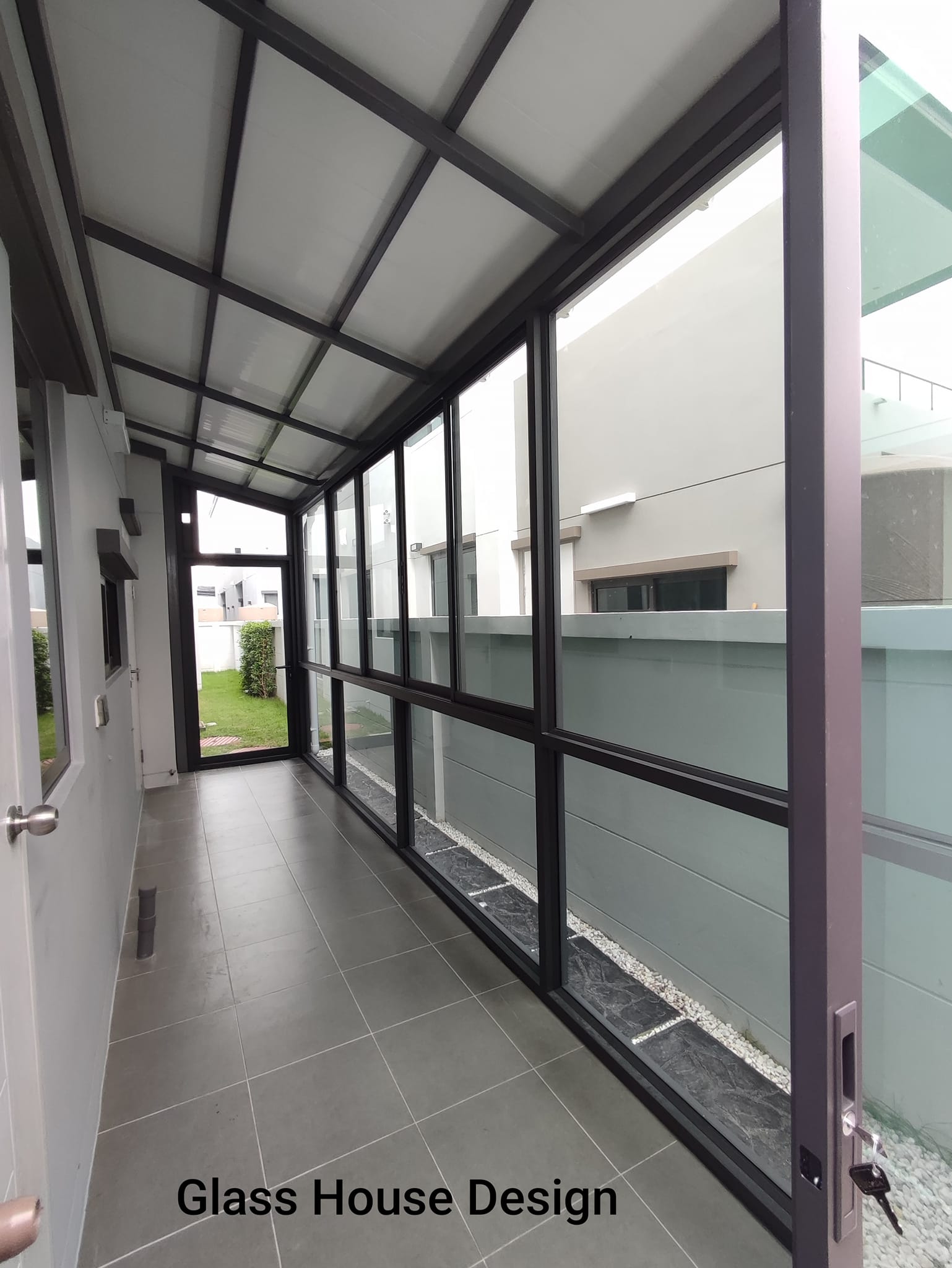 Glass House Design รับติดตั้งประตูหน้าต่างอลูมิเนียมดีไซน์สวย | Bangkok