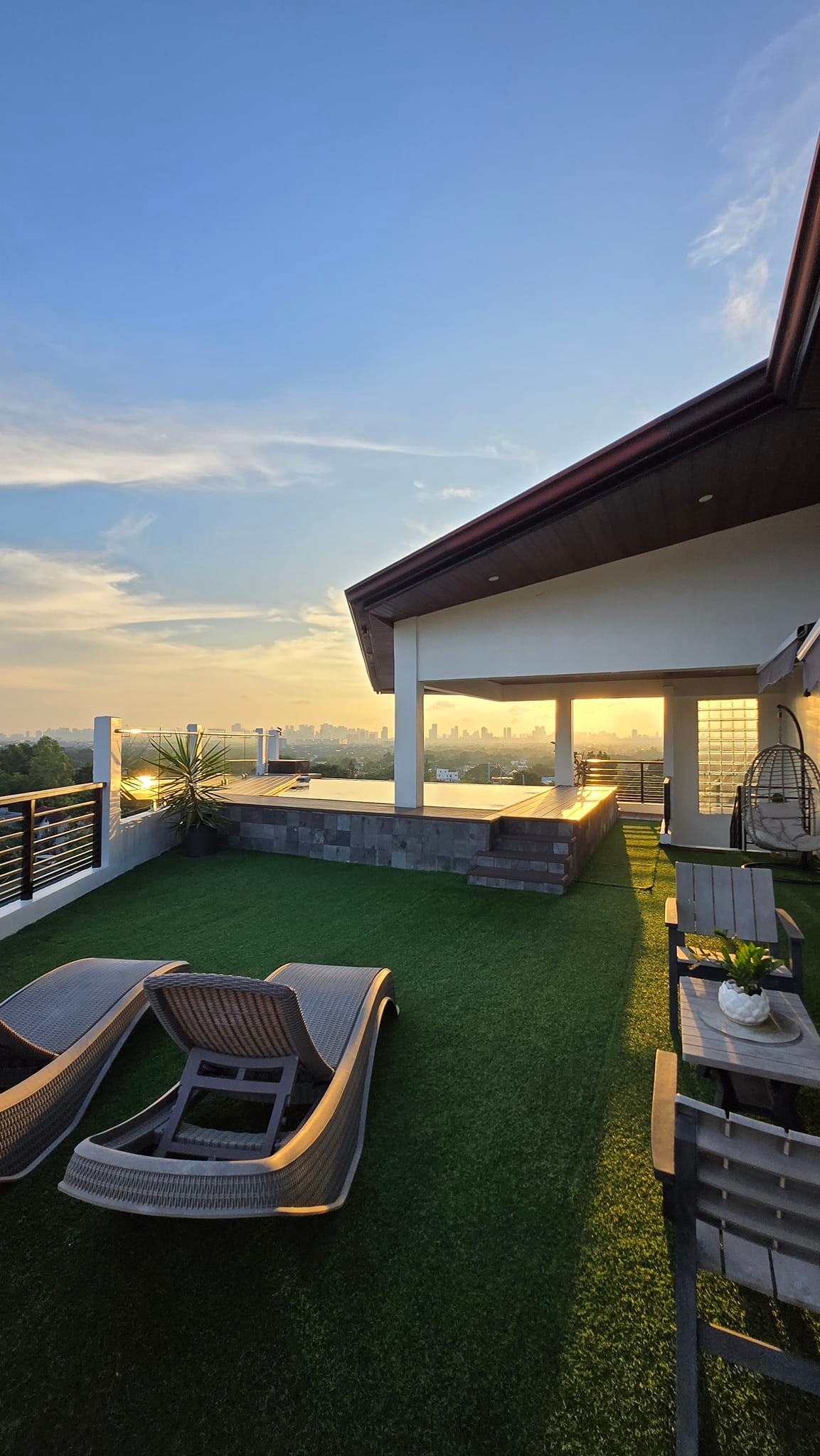 Curated visual reference: Picture Idea: T A Penthouse