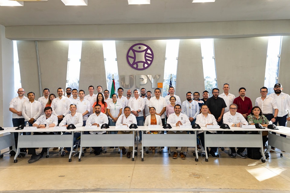 La SECIHTI y la Universidad Politécnica de Yucatán se reunieron con ...