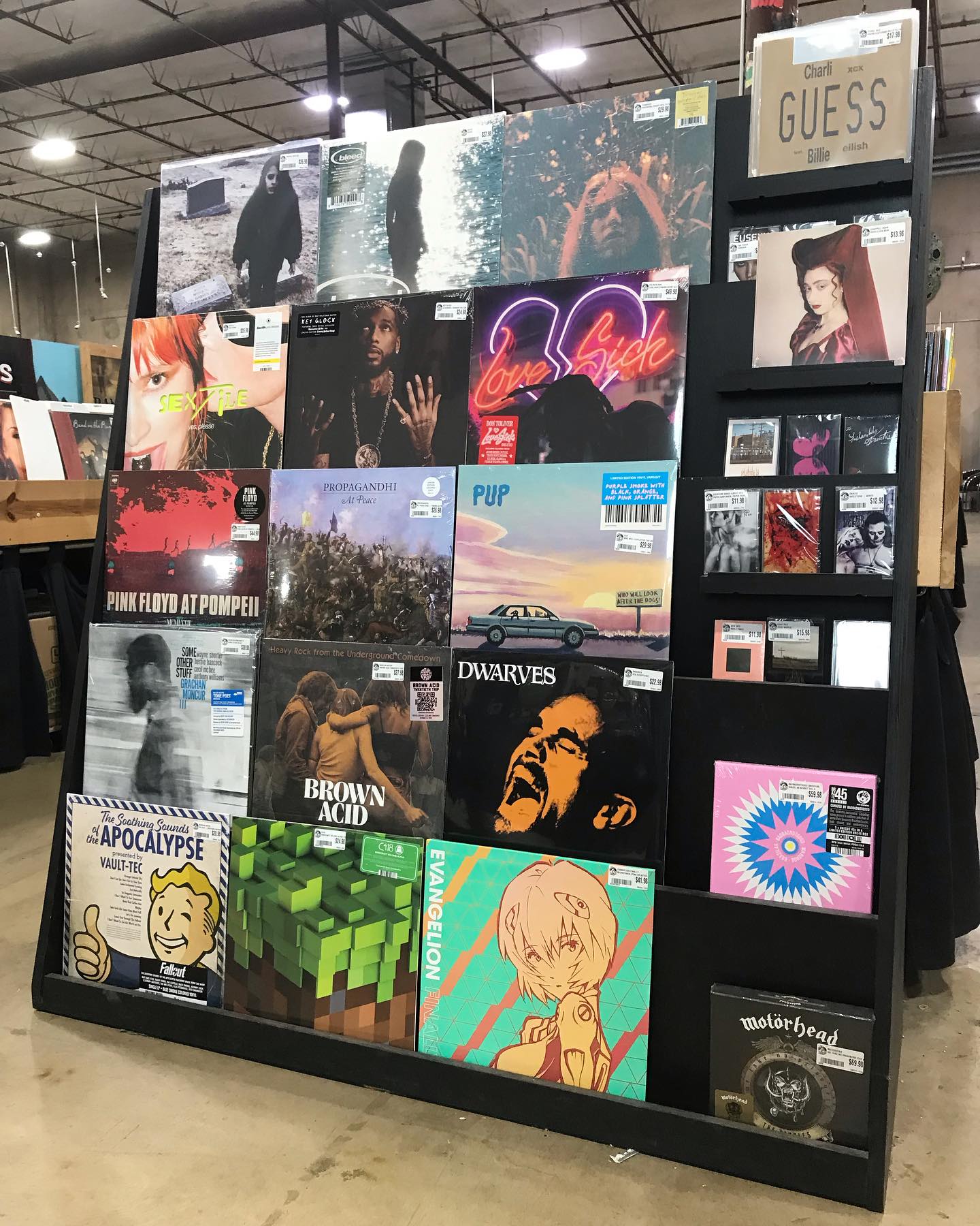 Docs Records and Vintage - Got some rad stuff going up on discogs today ...