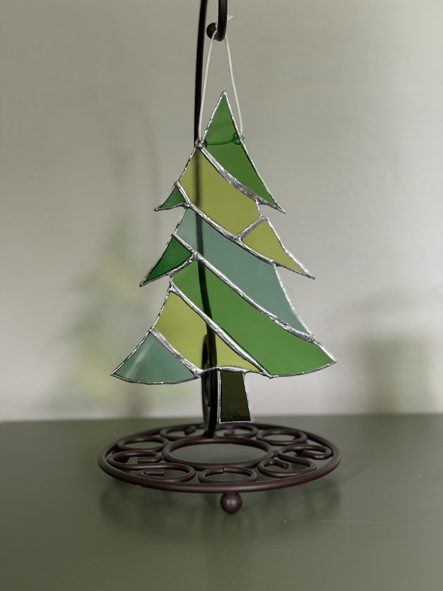 Dec 13 Stained Glass Christmas Tree