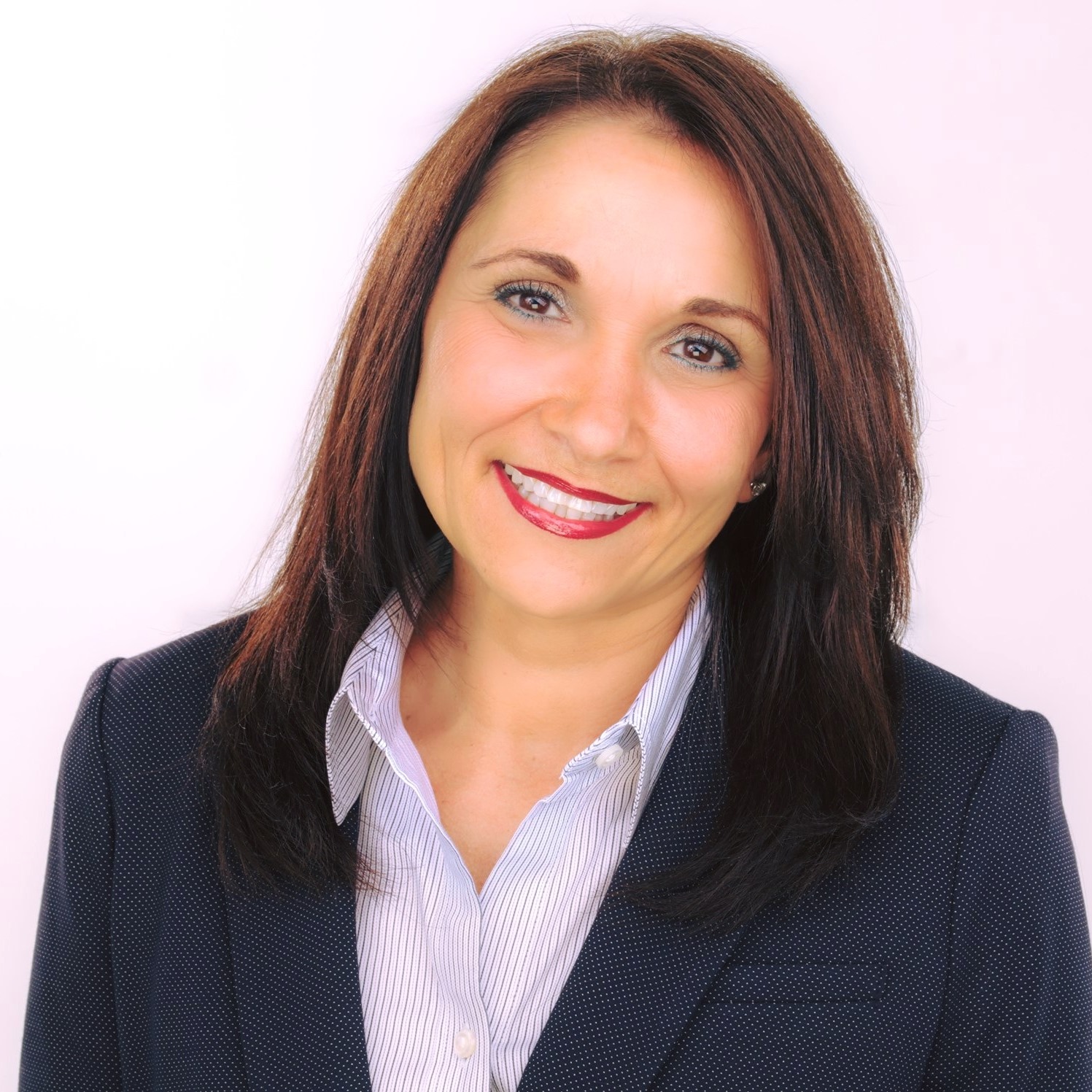 Lisa Pergola - Licensed Real Estate Agent