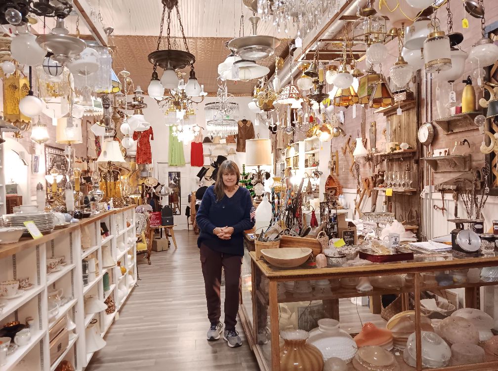 Antique Warehouse | Florence CO