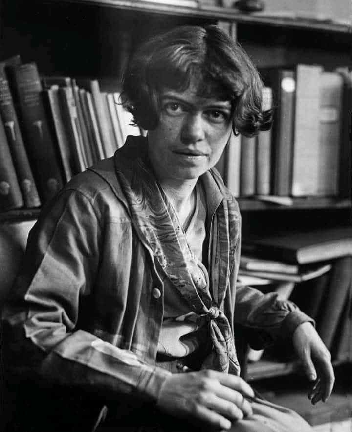 English - A student once asked anthropologist Margaret Mead what she ...