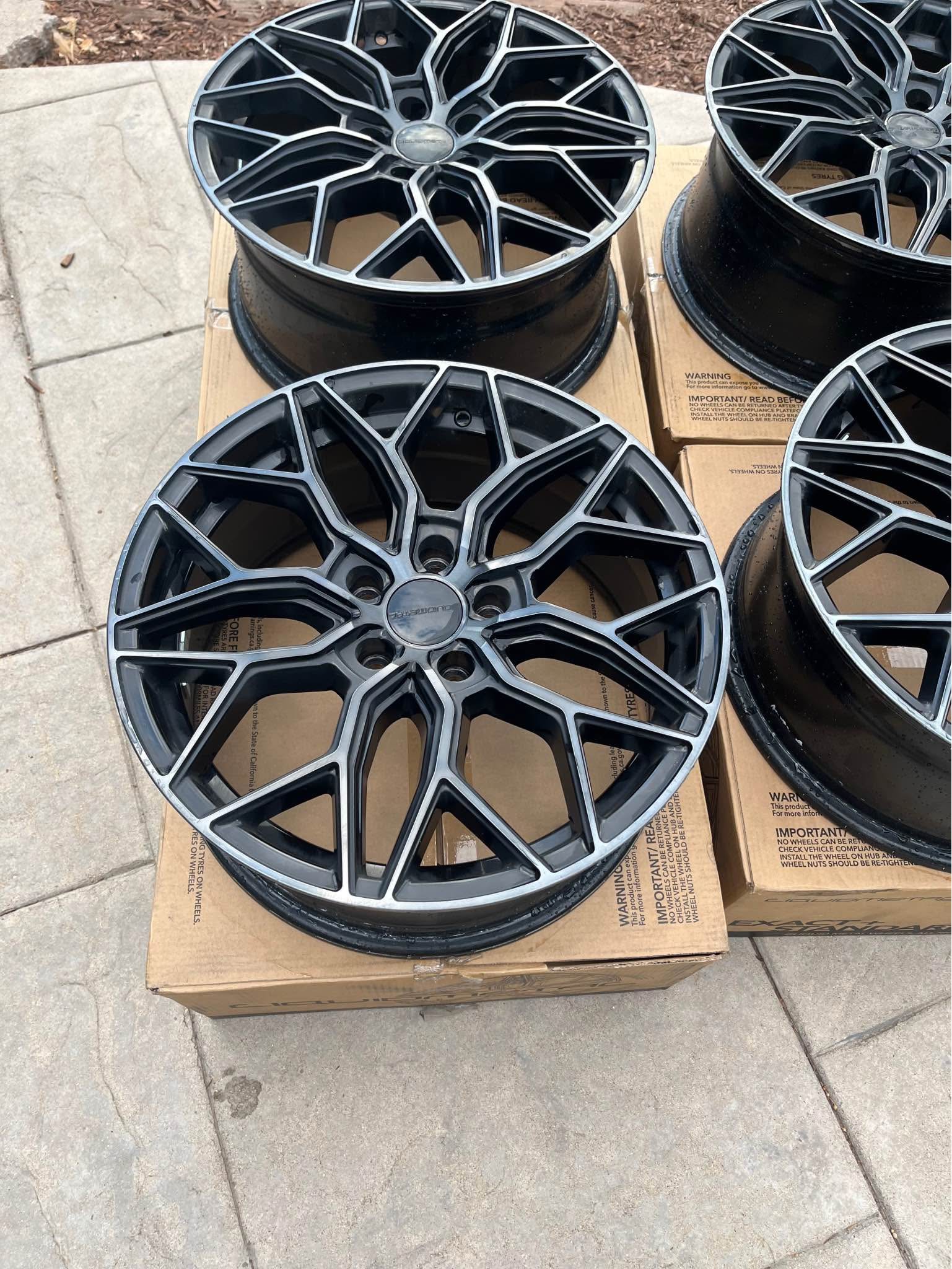 17 by 7.5 Liquid Metal wheels gloss rims - Car Wheels, Tires & Parts ...