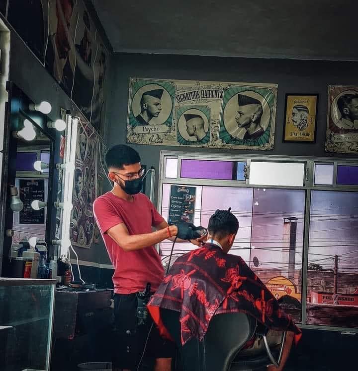 Barber AR