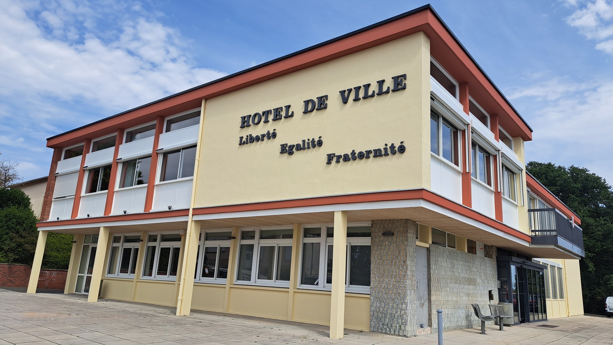 Mairie - Hommage à Marie MARTIN-ROUSSEAU, conseillère municipale C’est ...