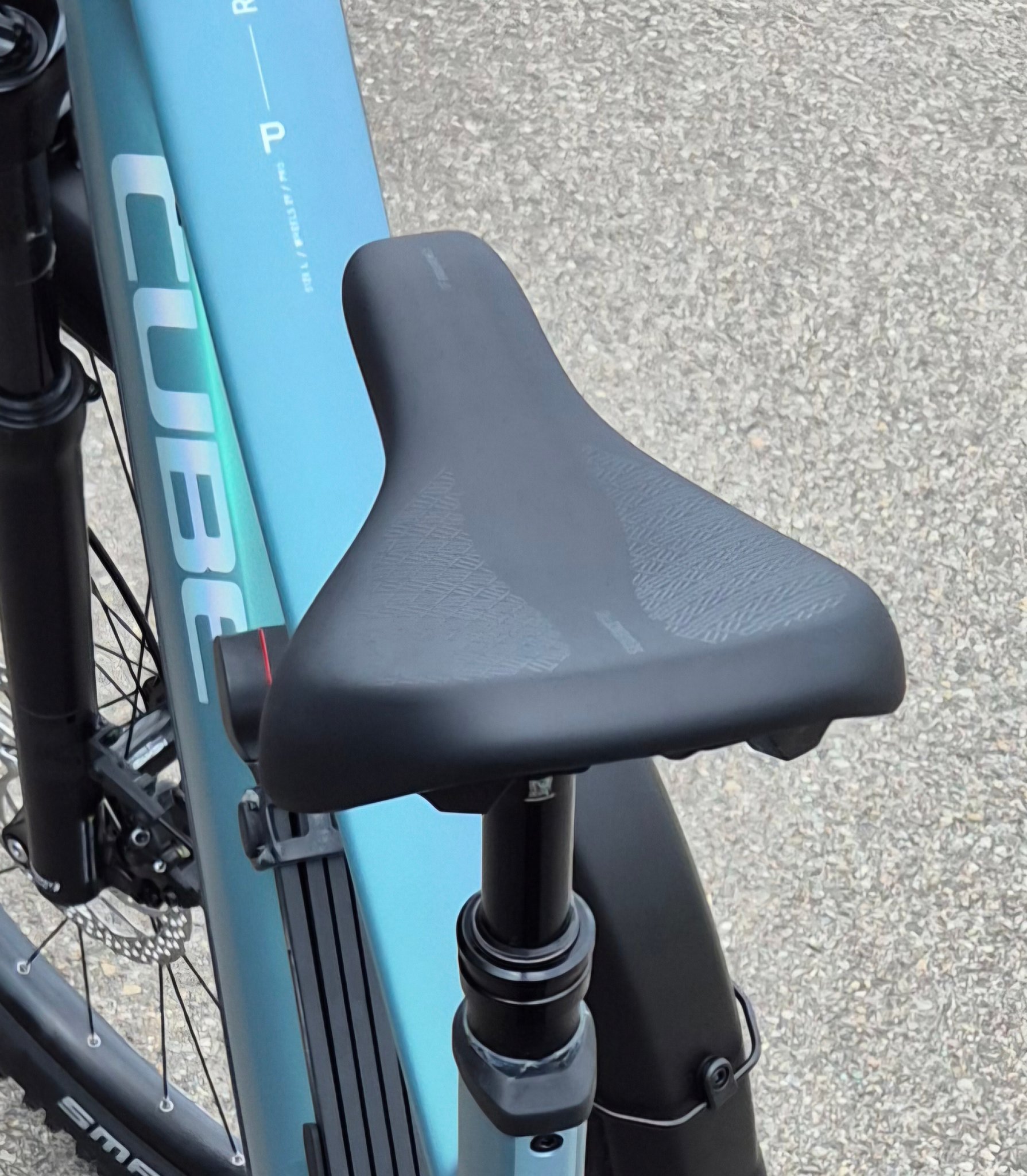 fahrradständer für 28 zoll HENMI 24-28 Zoll, 4 cm Höhenverstellbar und Universal S exit CITY BIKE - was Ausstattung:+ Gepäckträger + Radschützer + Licht