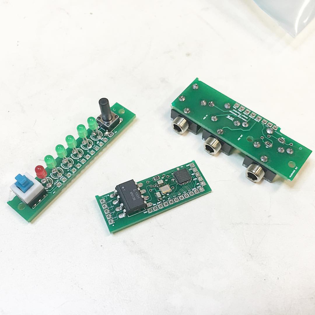 Uncommon - Bam. Assembled Internal ArduinoBoy Kit. Will be installing ...