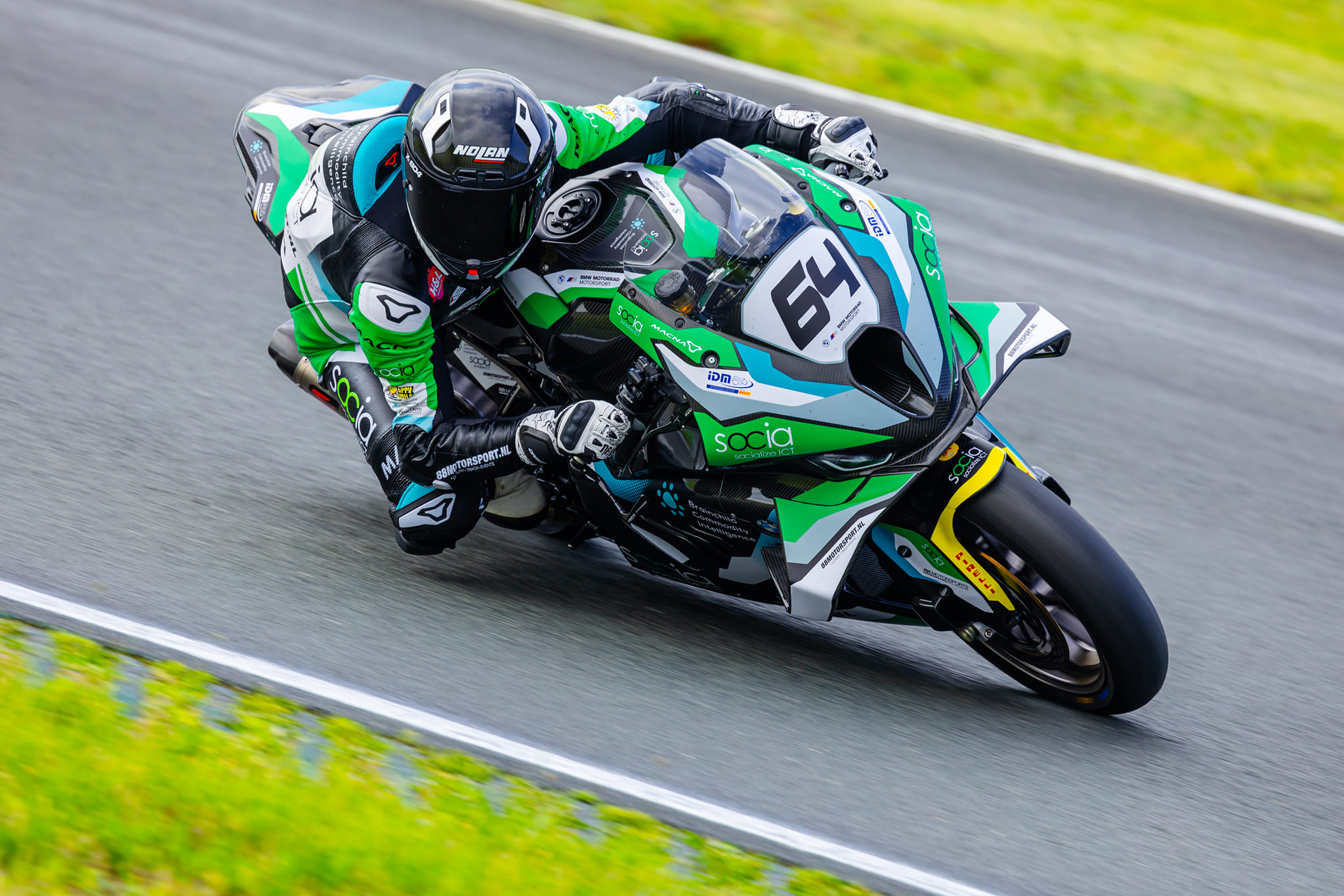 Colin Velthuizen #64 (@mchrtjunior) • Facebook
