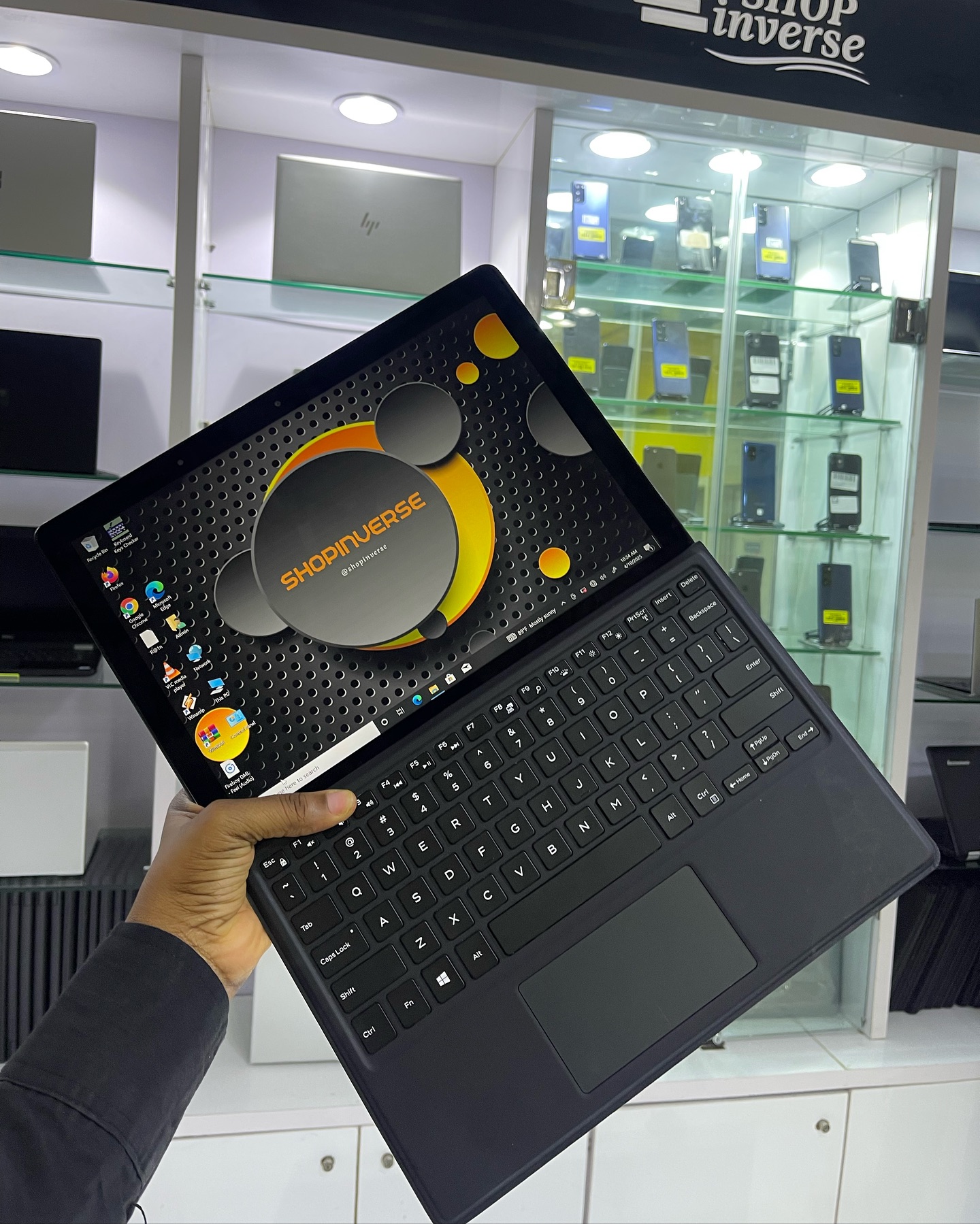 Dell Latitude 5285 2-in-1 - 7th Gen. Intel Core i5 - 256GB SSD 